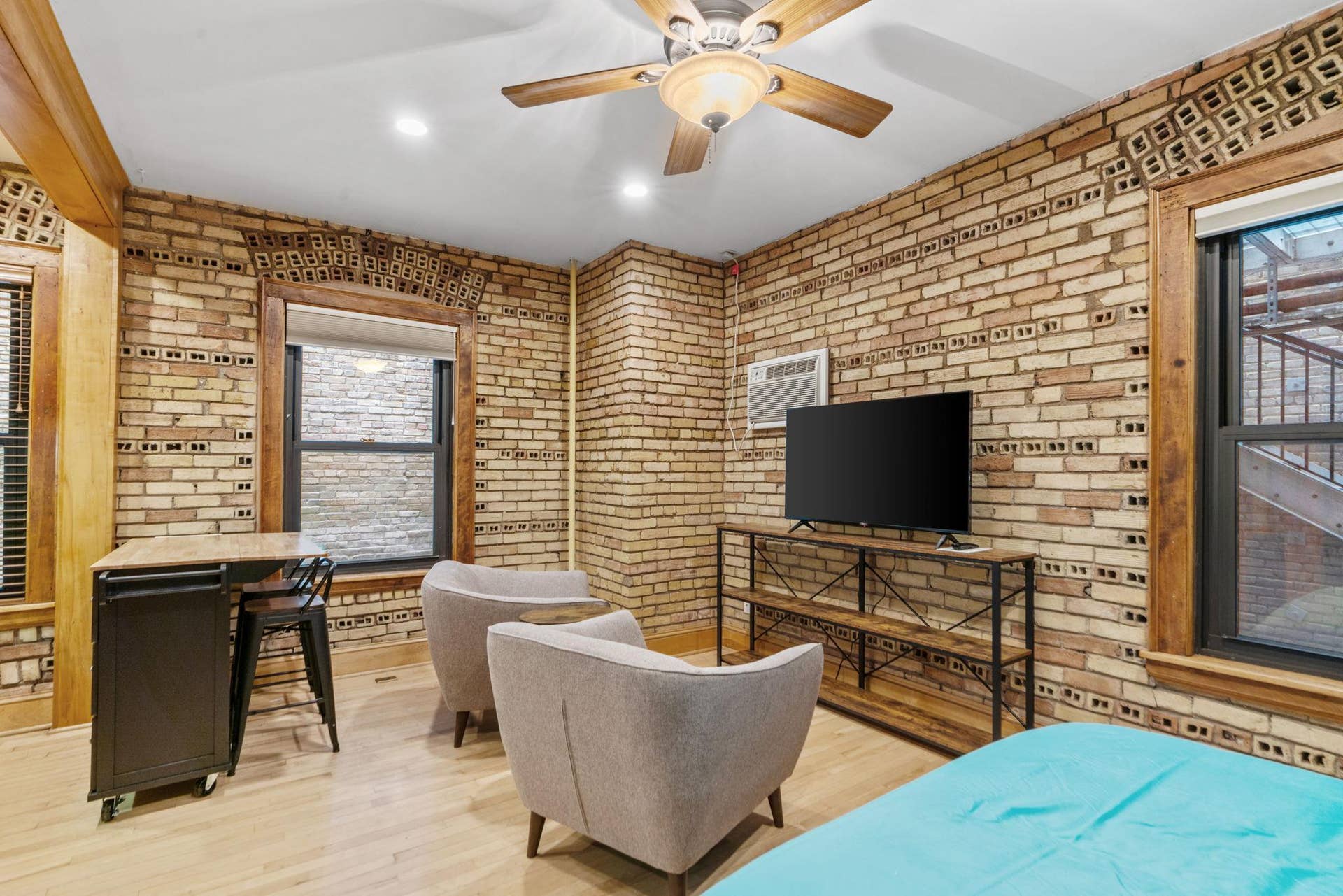 11 S 12th Street, #104, 45, Minneapolis, MN 55403