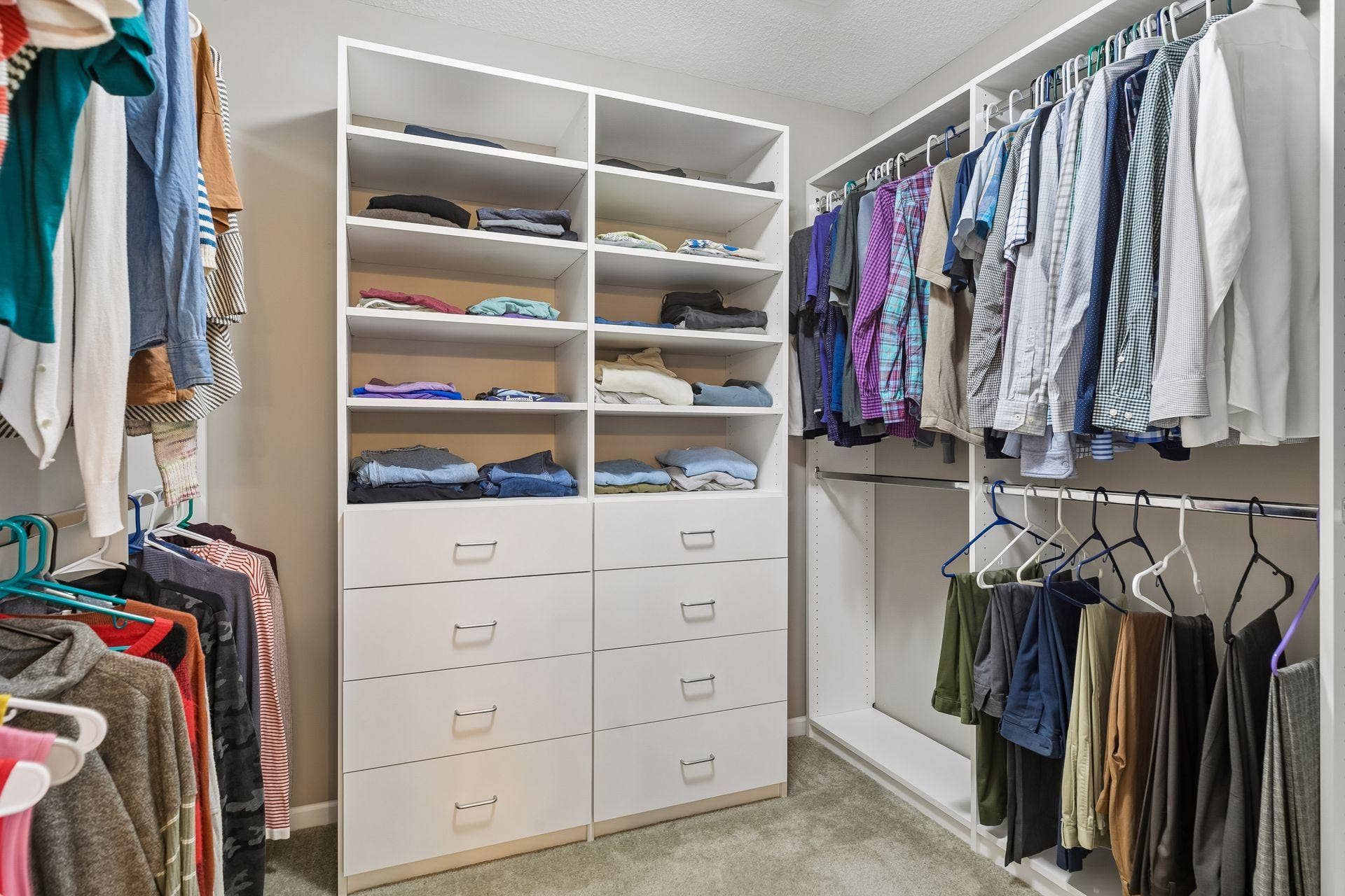 9135 Lighthouse Lane, Woodbury, MN 55129 Primary bedroom complete with custom upgraded custom shelving