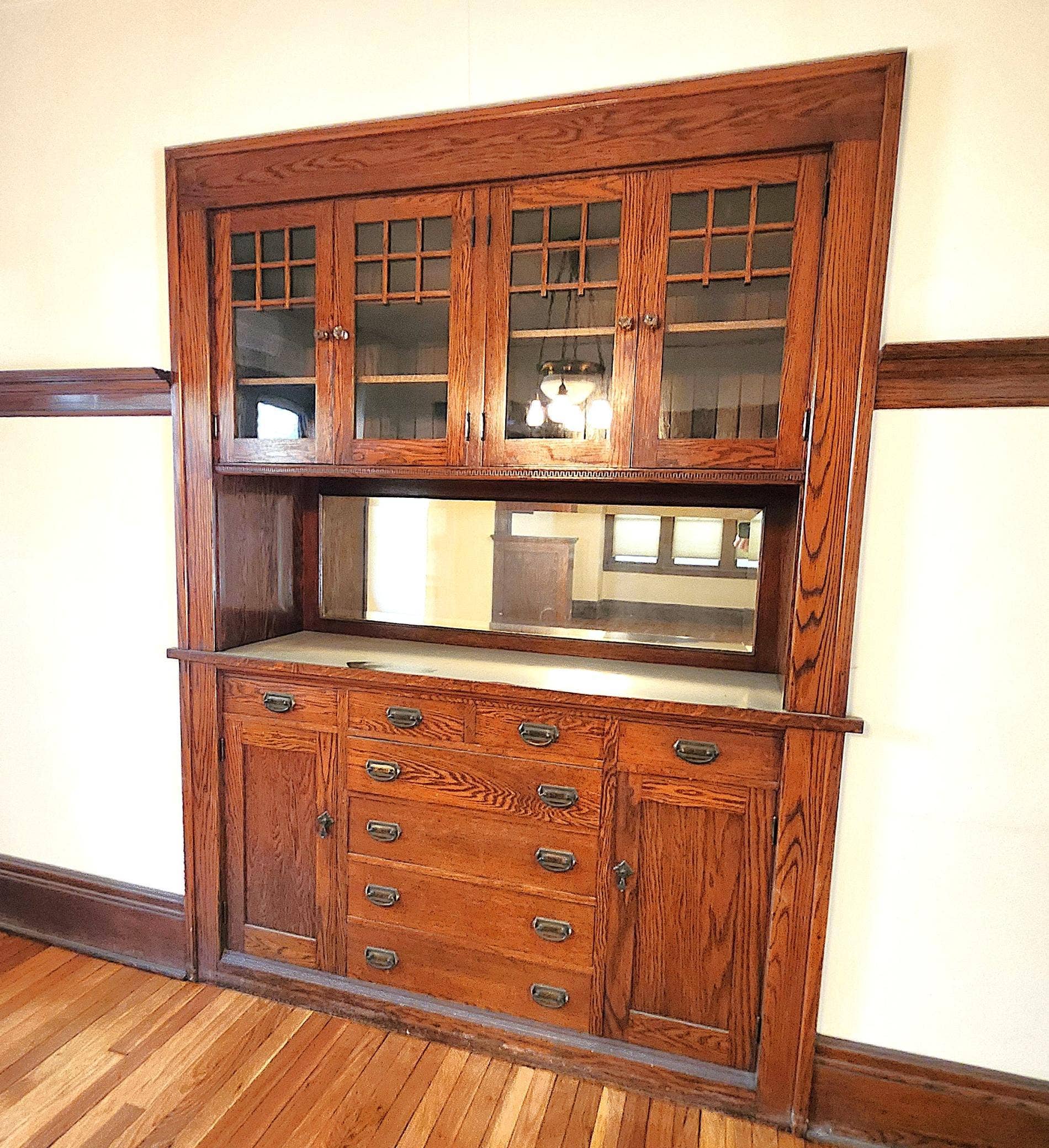 690 Ohio Street, 104, Saint Paul, MN 55107 Beautiful Built-ins Throughout the Home.jpg