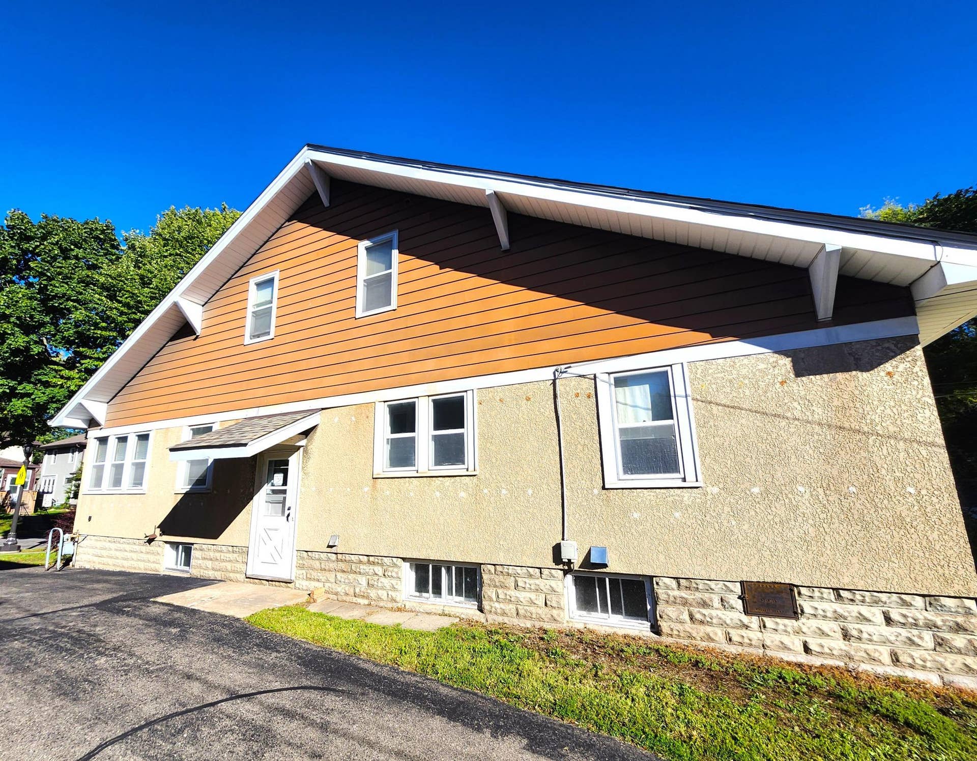 690 Ohio Street, 104, Saint Paul, MN 55107 Side of Home.jpg
