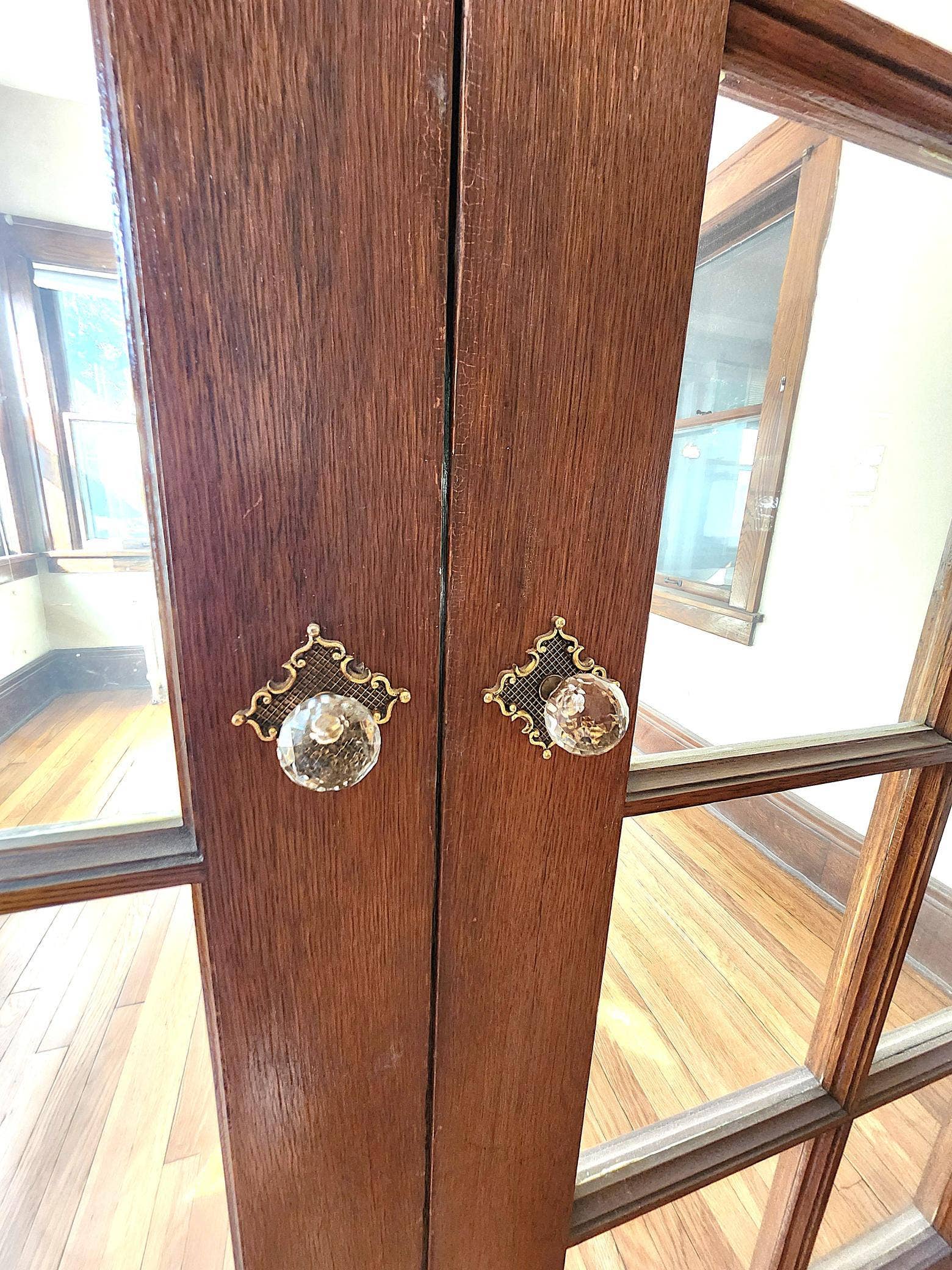 690 Ohio Street, 104, Saint Paul, MN 55107 Beautiful Details.jpg