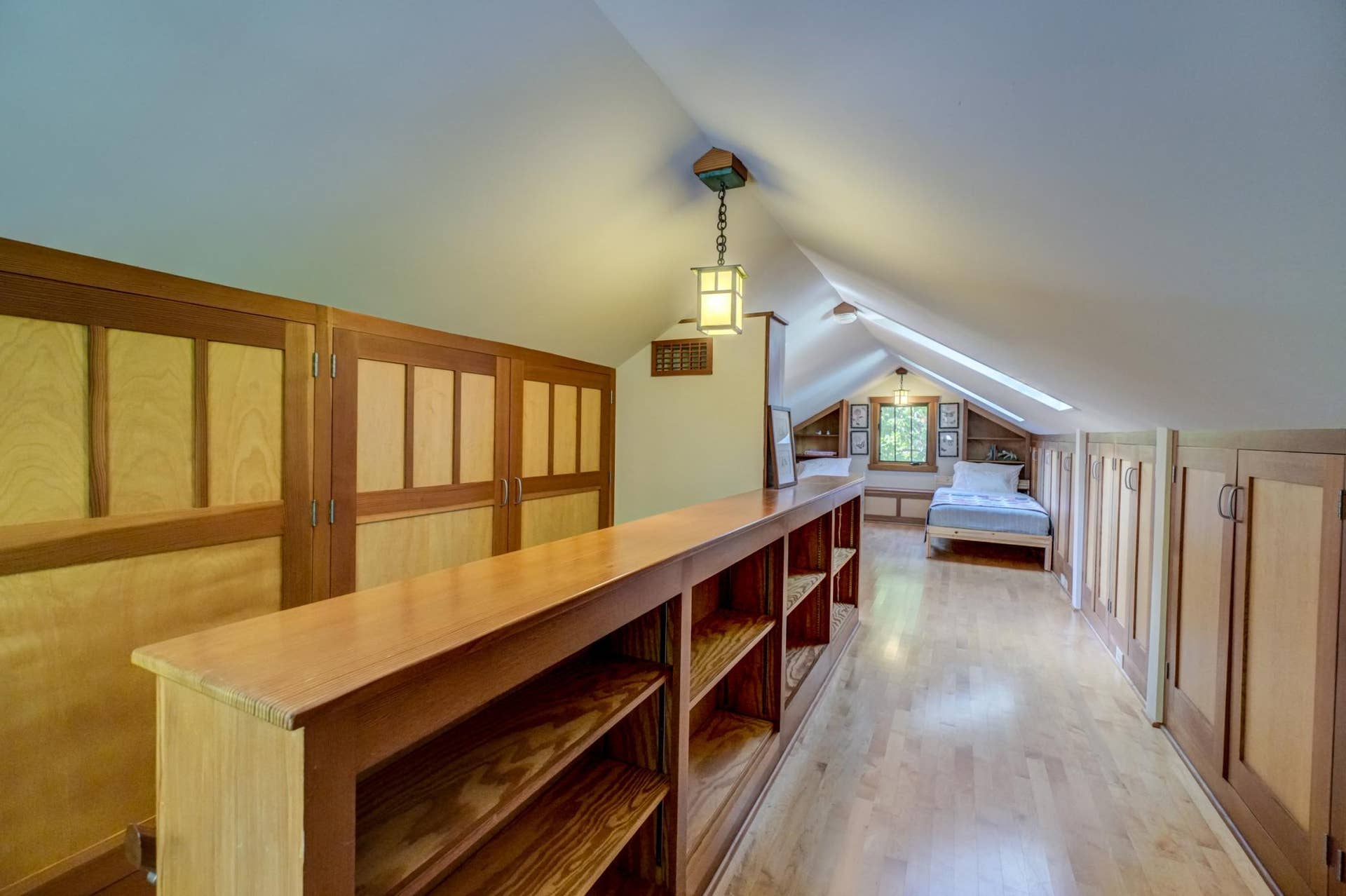 4911 41st Ave S-43.jpg