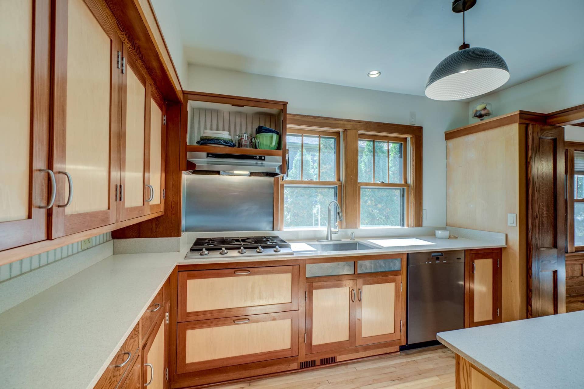 4911 41st Ave S-28.jpg