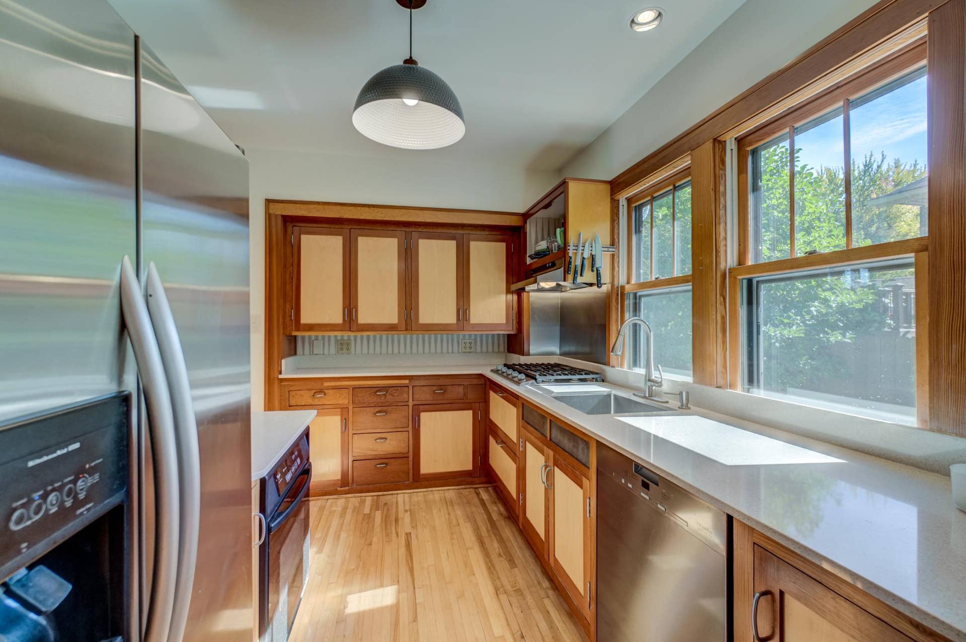 4911 41st Ave S-25.jpg