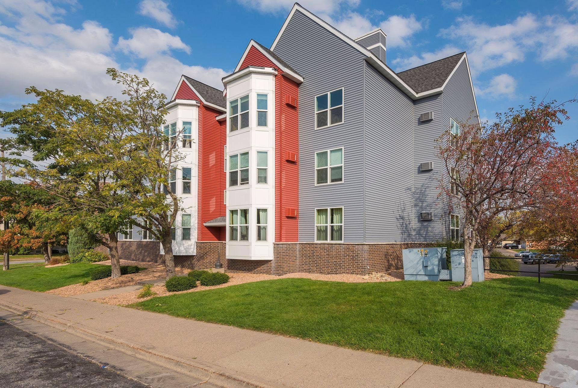 720 3rd Avenue NE, #120, 71, Minneapolis, MN 55413 ...just up the hill from the intersection of Hennepin and Central Ave.