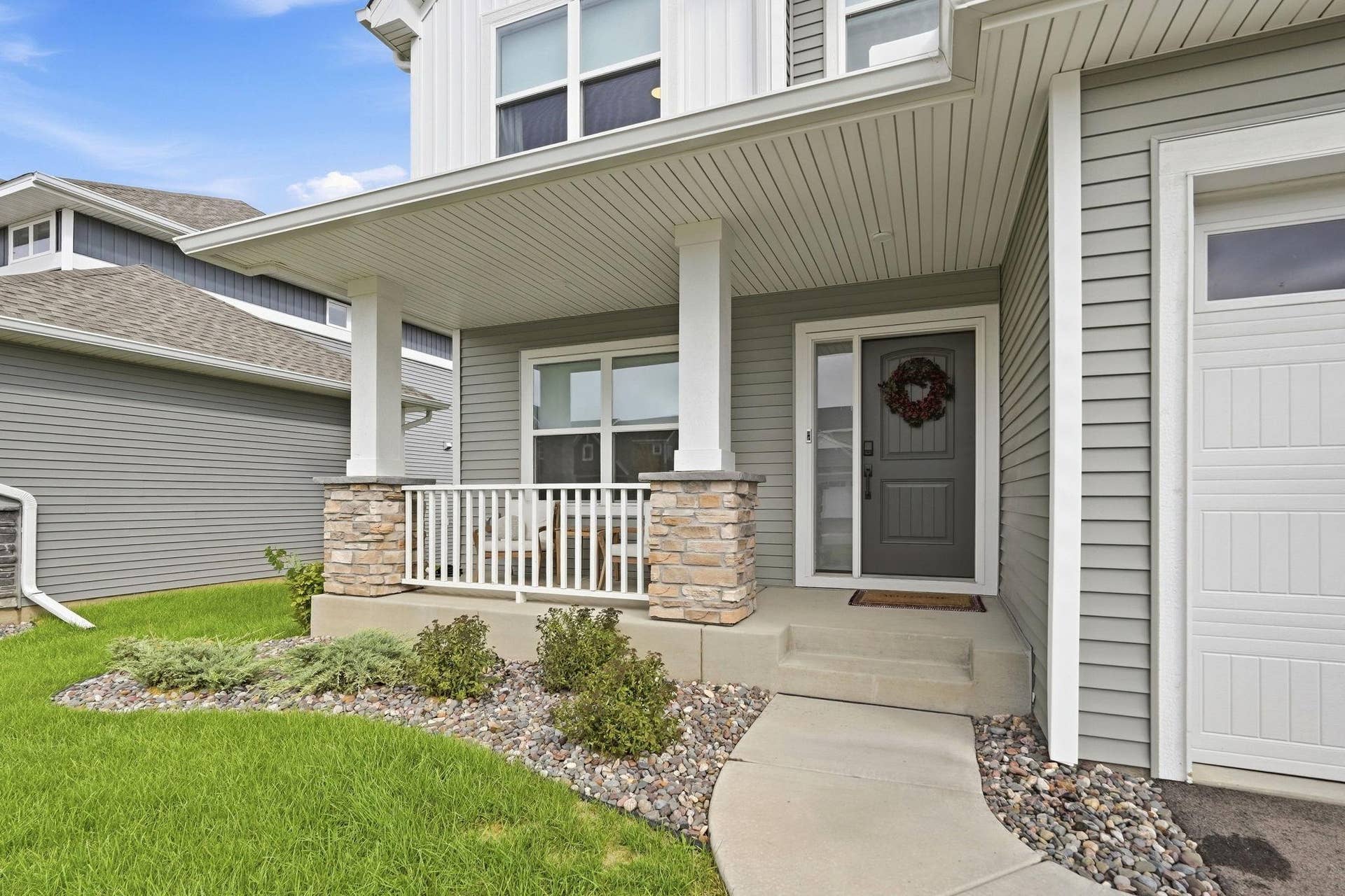 4043 Heath Lane N, Oakdale, MN 55128 4043 Heath Lane N, Oakdale, MN 55128