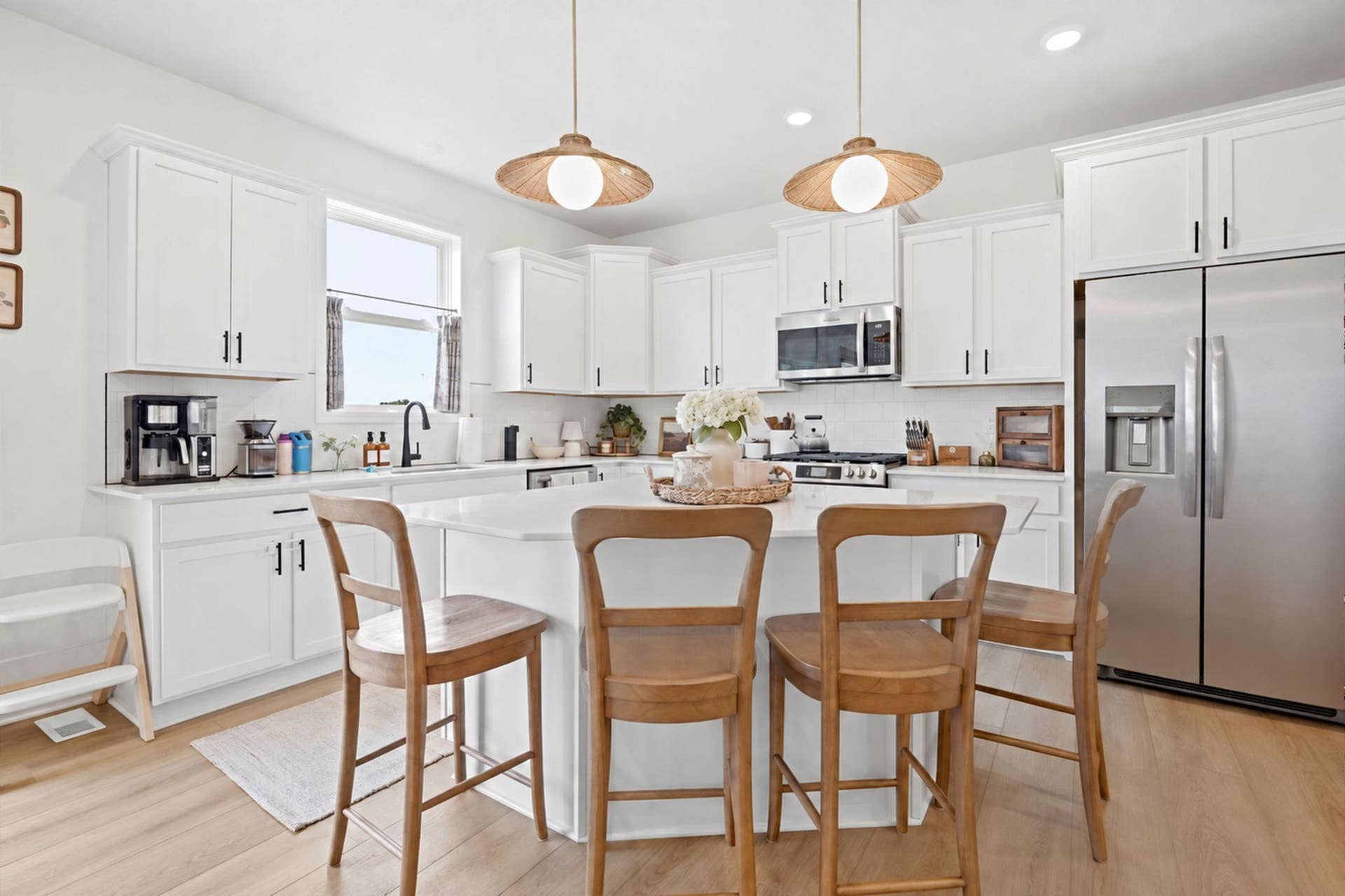 4043 Heath Lane N, Oakdale, MN 55128 4043 Heath Lane N, Oakdale, MN 55128