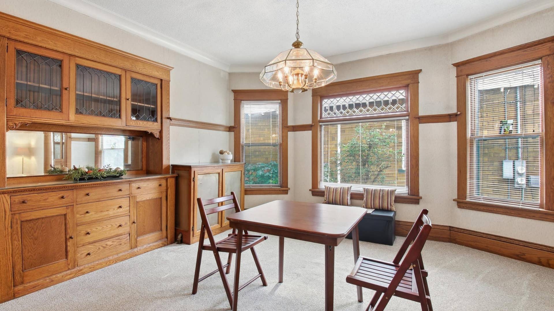 820 5th Avenue SE, 50, Minneapolis, MN 55414 The spacious dining room with its beautiful, built-in hutch and gorgeous window.