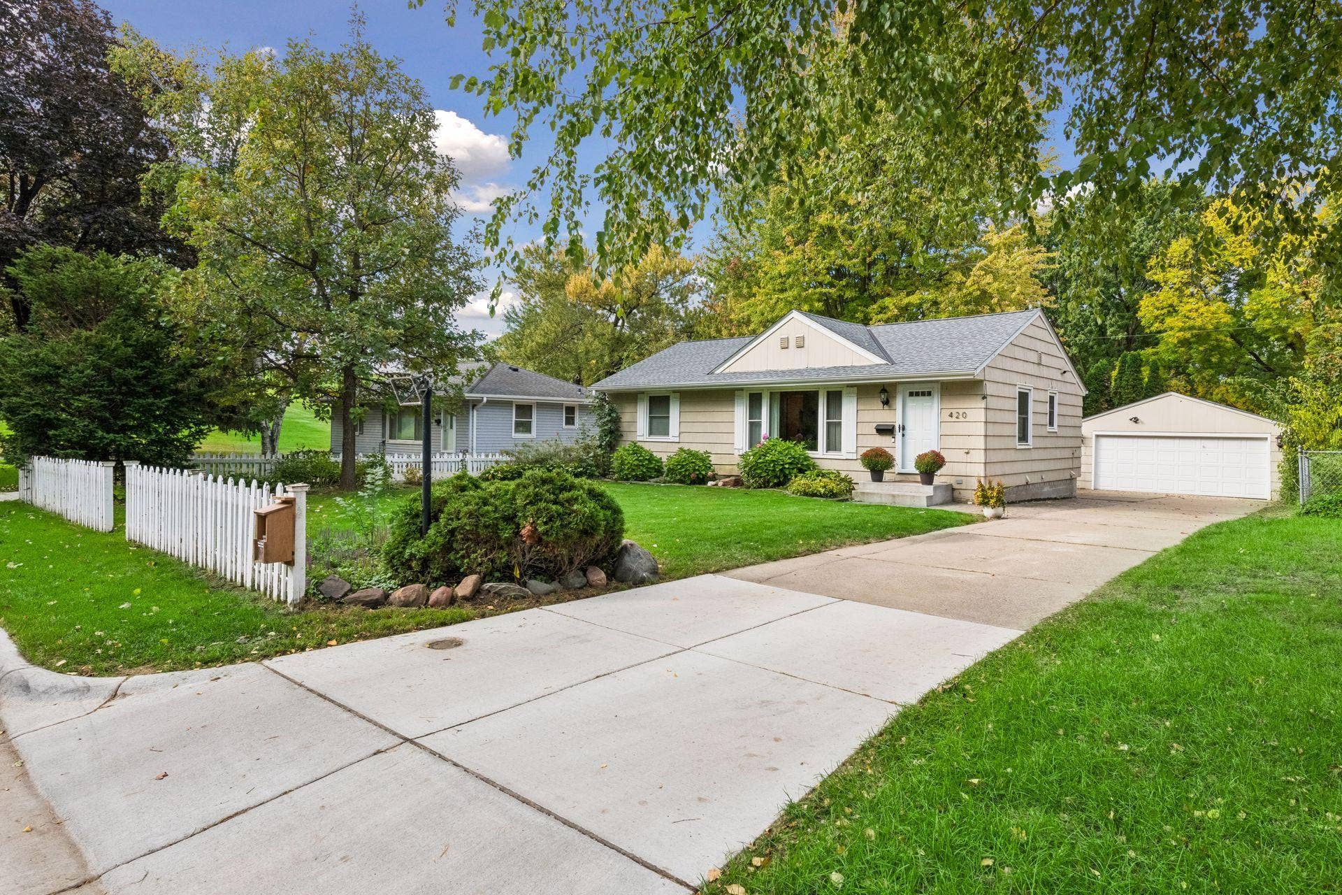 420 Jackson Avenue S, Edina, MN 55343 420 Jackson Avenue South - Spacecrafting - 0001.jpg