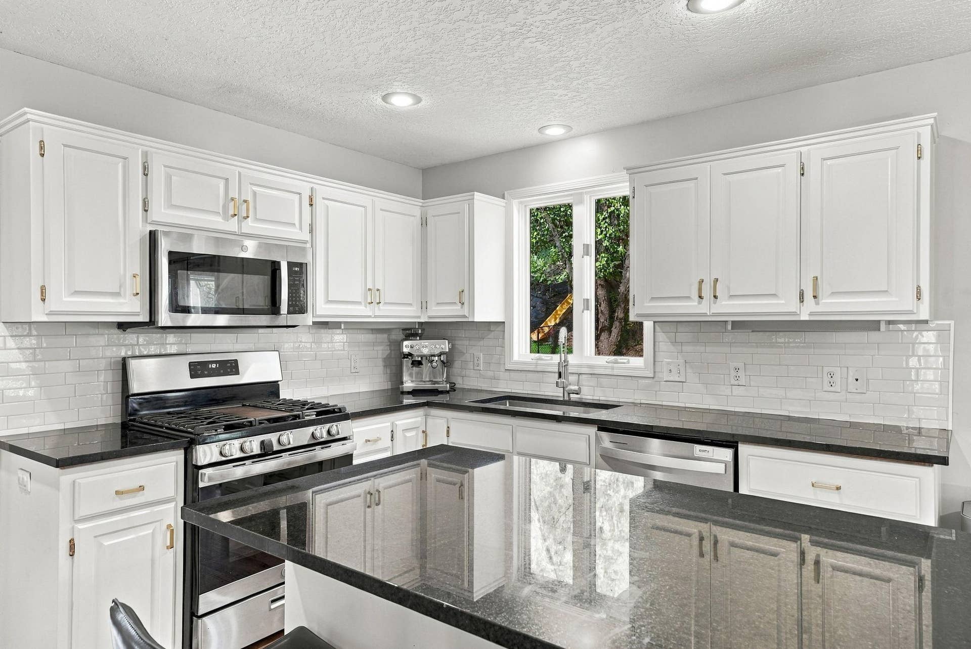 Another view of the kitchen