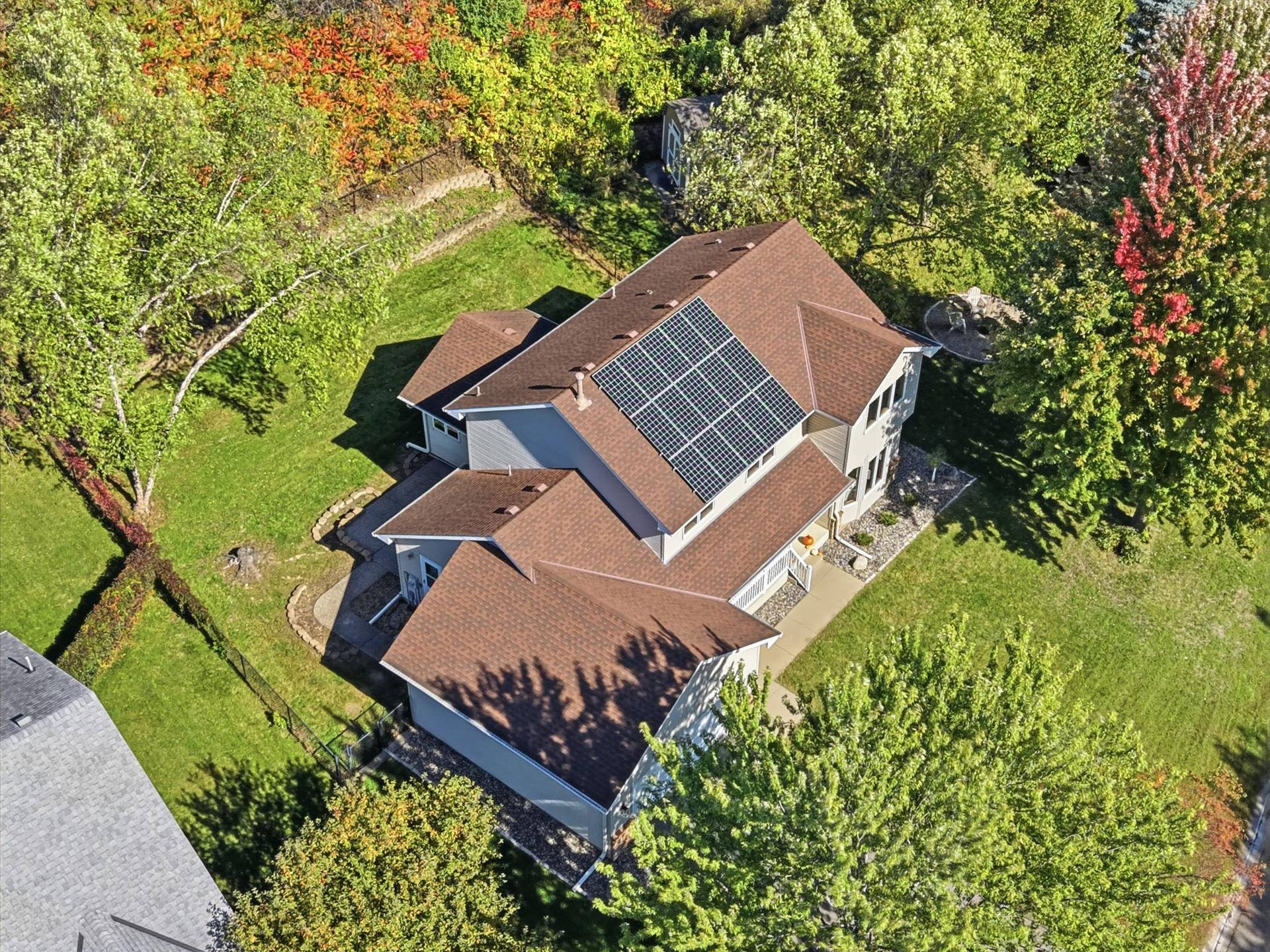 105-web-or-mls-1320_Wildflower_Lane_Chaska_108.jpg