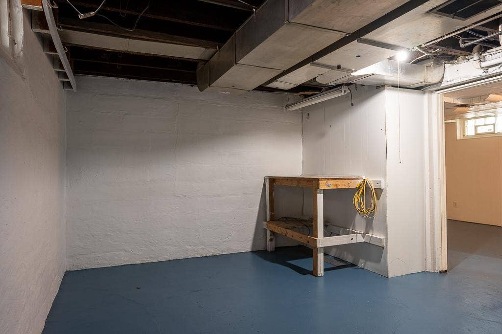 3241 30th Ave S-42.jpg
