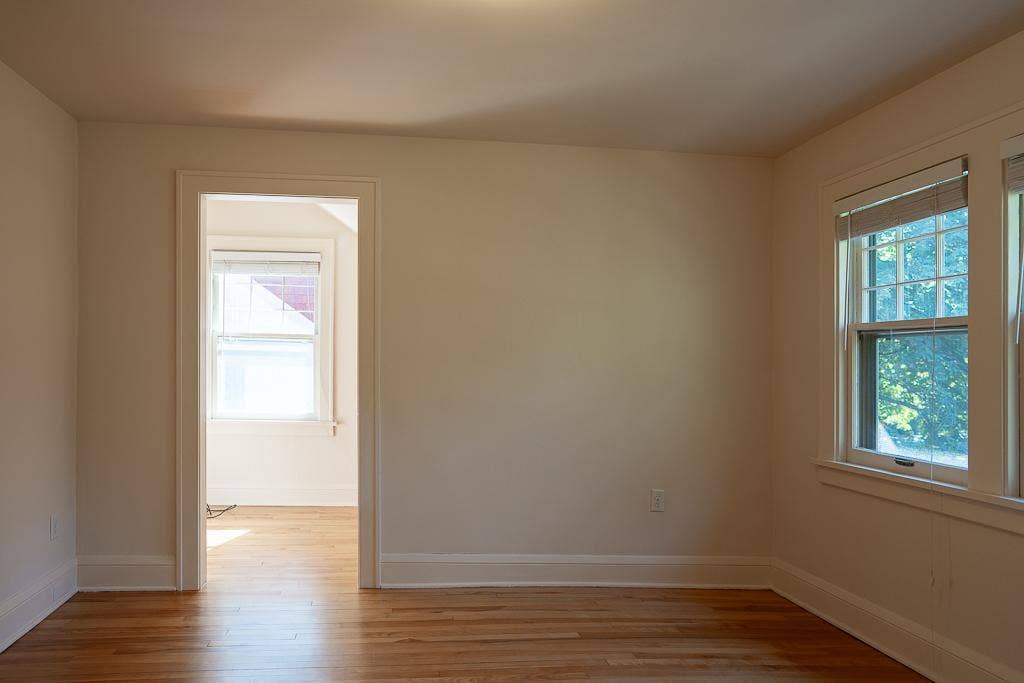 3241 30th Ave S-31.jpg