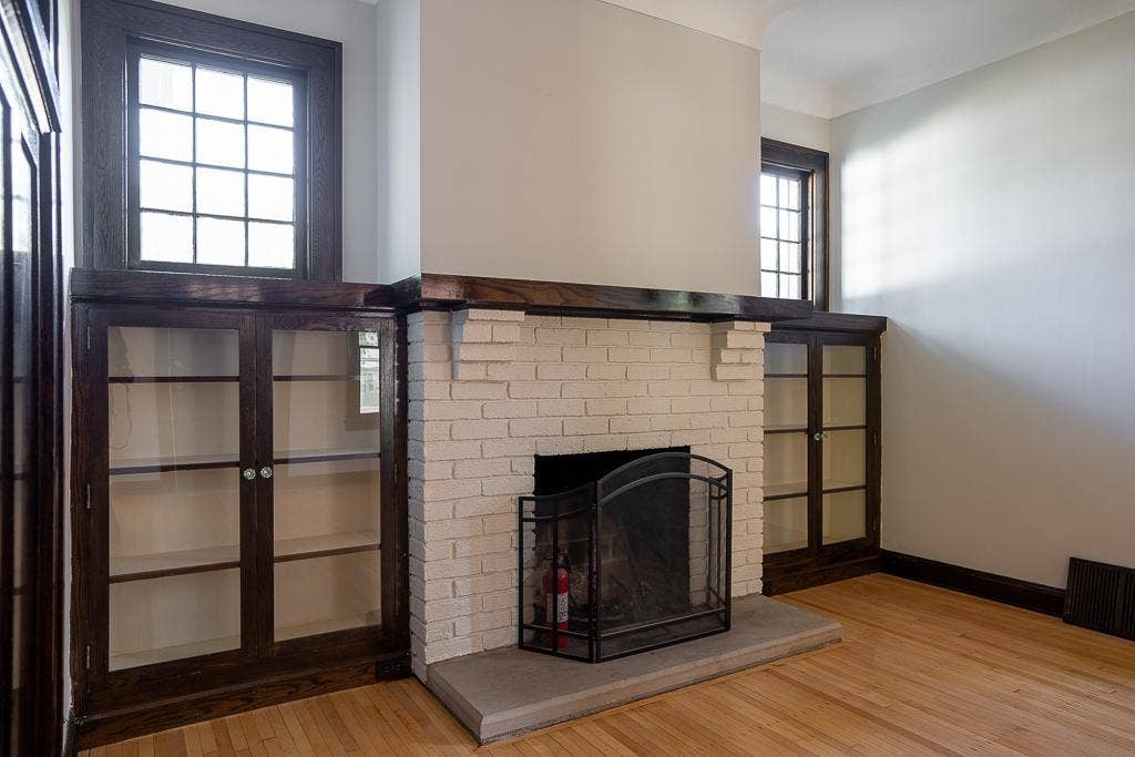 3241 30th Ave S-15.jpg