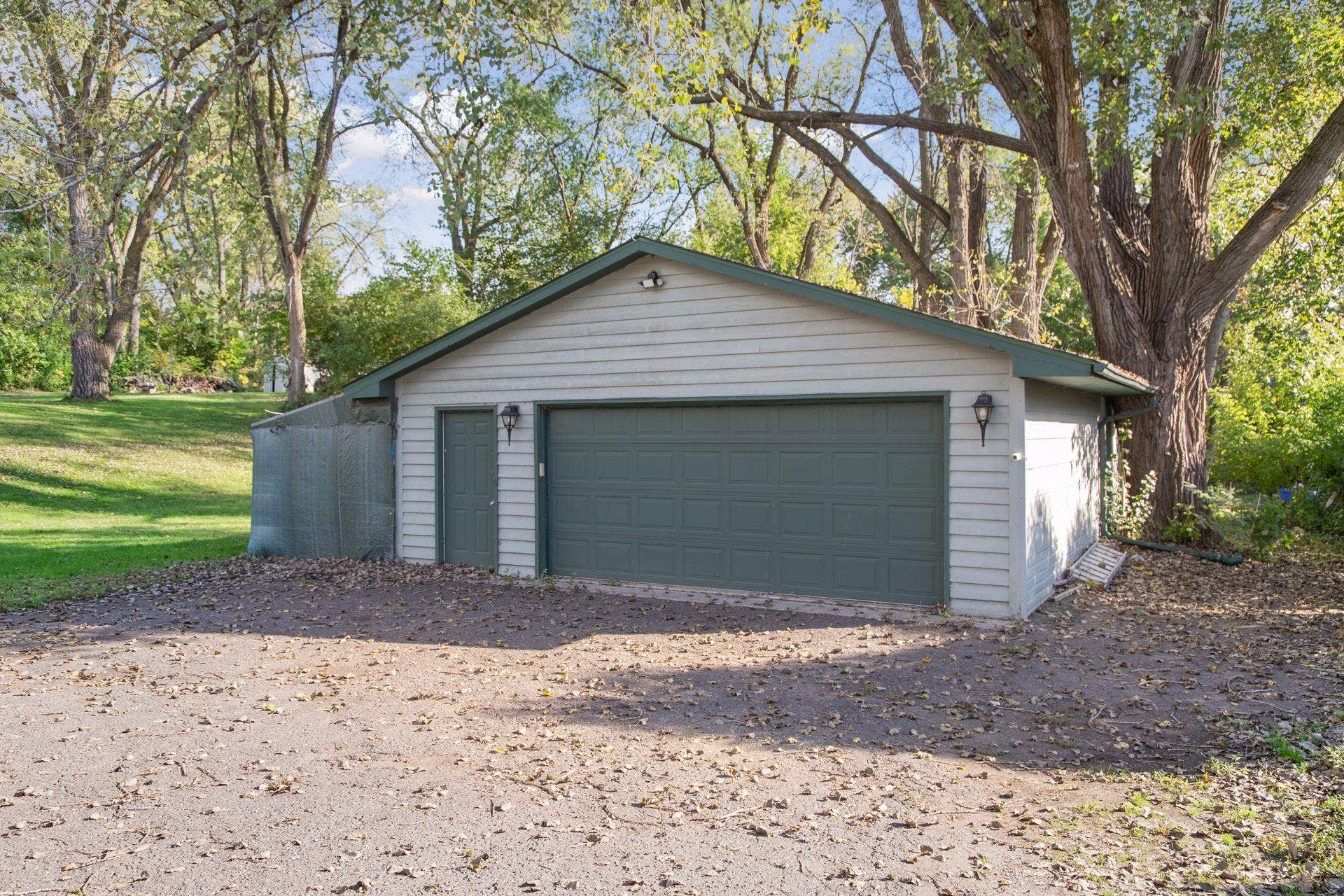 750 Viking Drive E, Maplewood, MN 55117 750 Viking Drive E, Maplewood, MN 55117