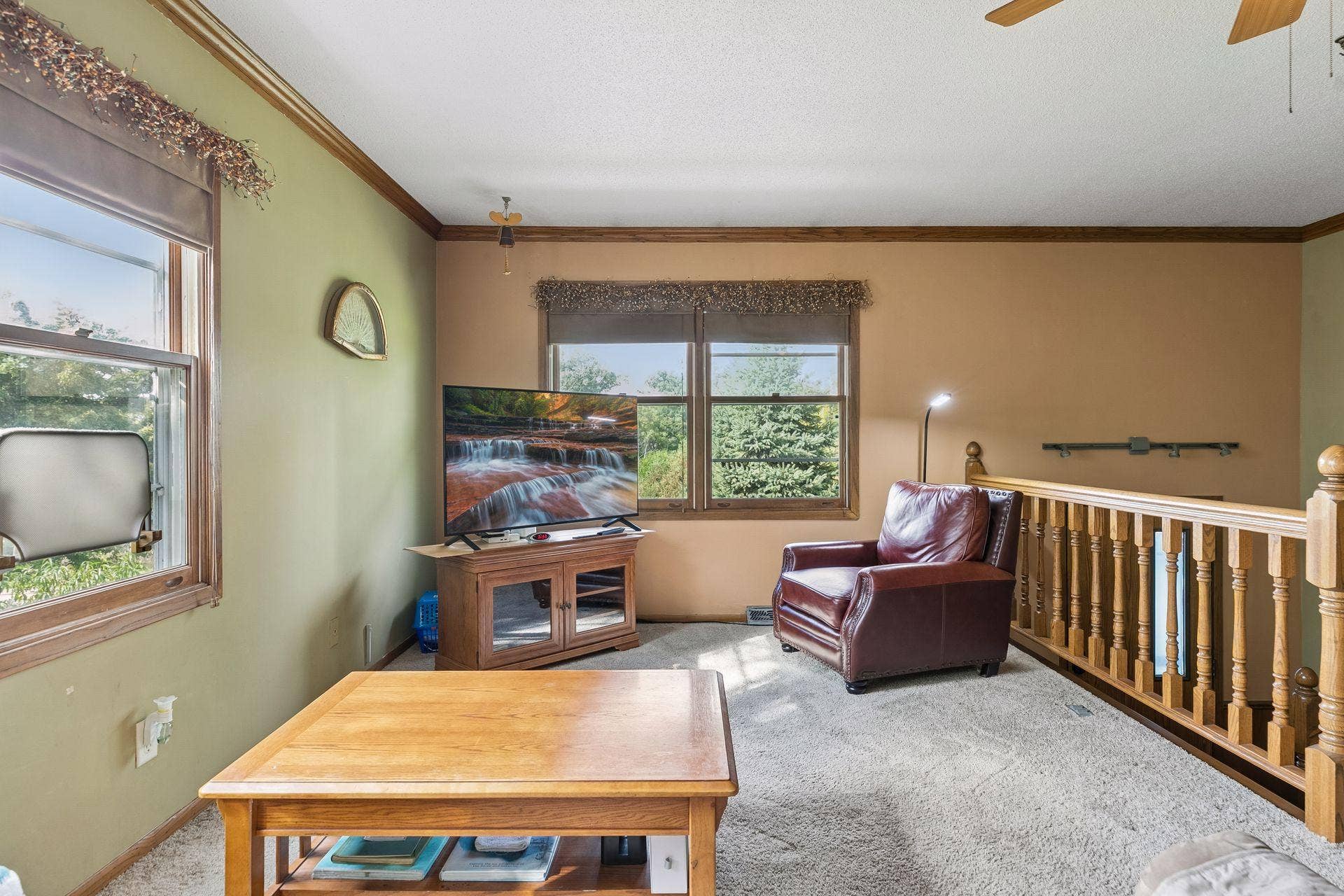 750 Viking Drive E, Maplewood, MN 55117 750 Viking Drive E, Maplewood, MN 55117