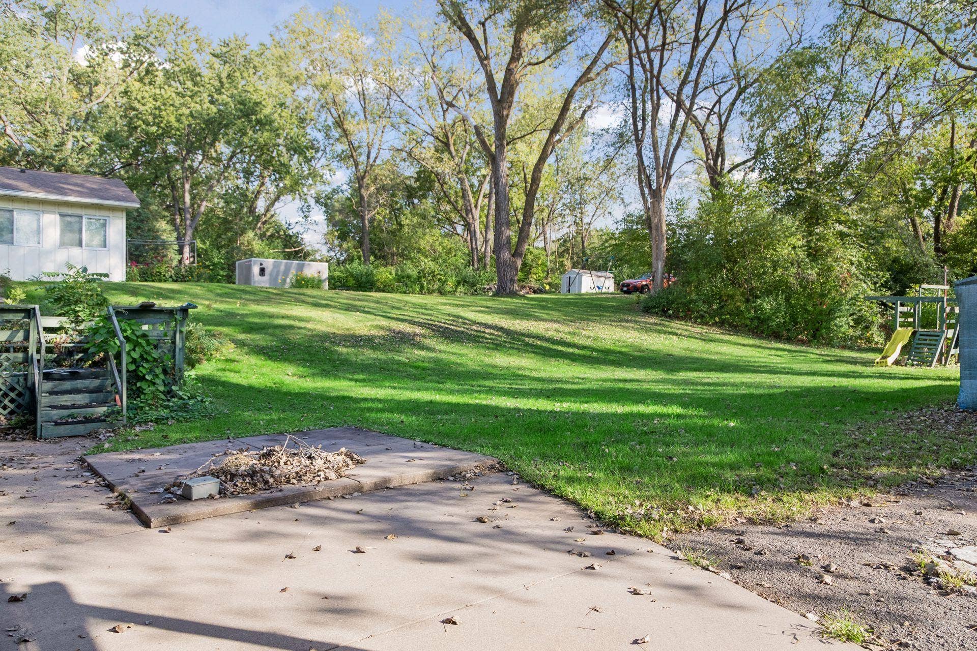 750 Viking Drive E, Maplewood, MN 55117 750 Viking Drive E, Maplewood, MN 55117