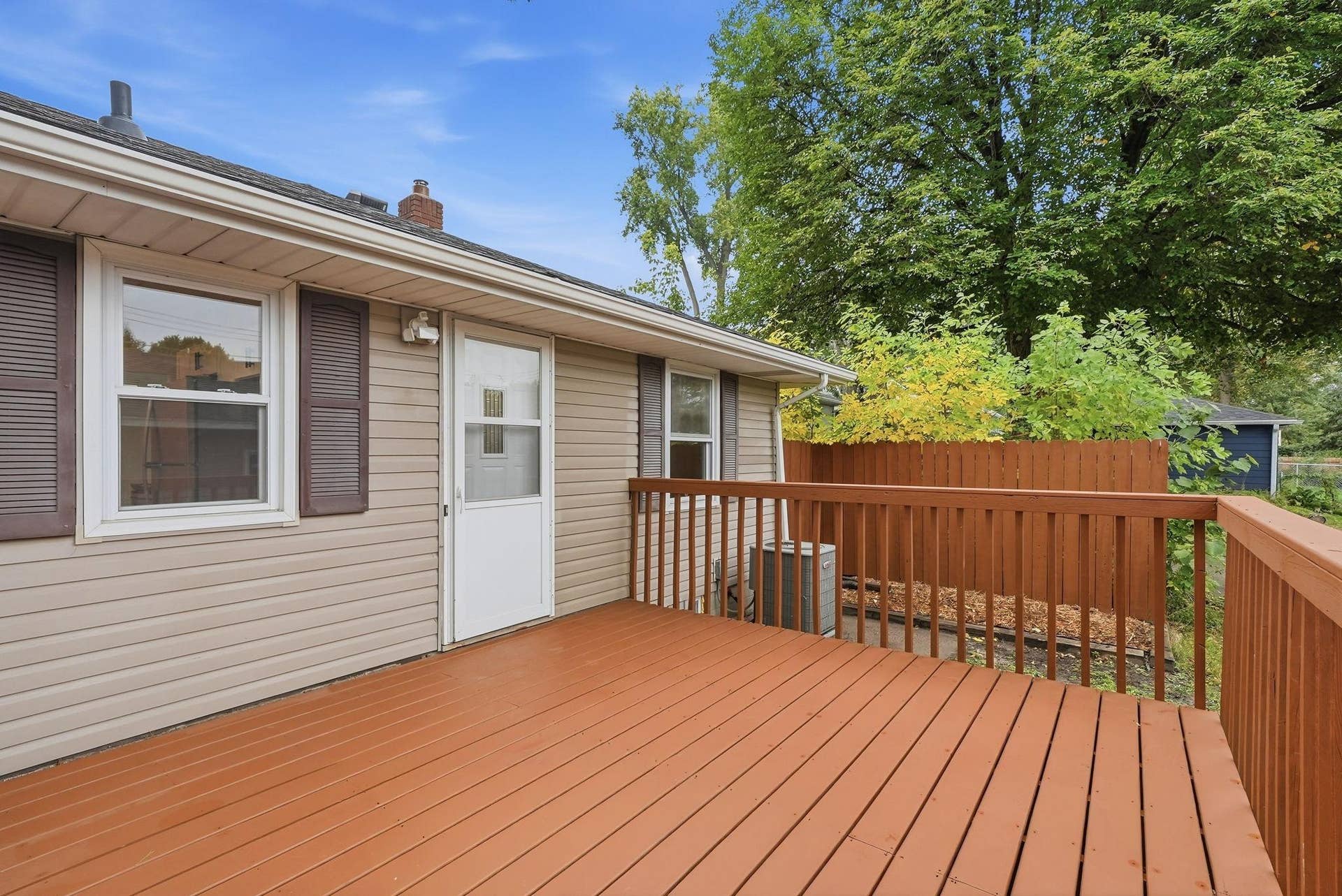 1038 Larpenteur Avenue W, 89, Saint Paul, MN 55113 53-web-or-mls-1038_Larpenteur_Avenue_West_Saint_Paul_02406.jpg