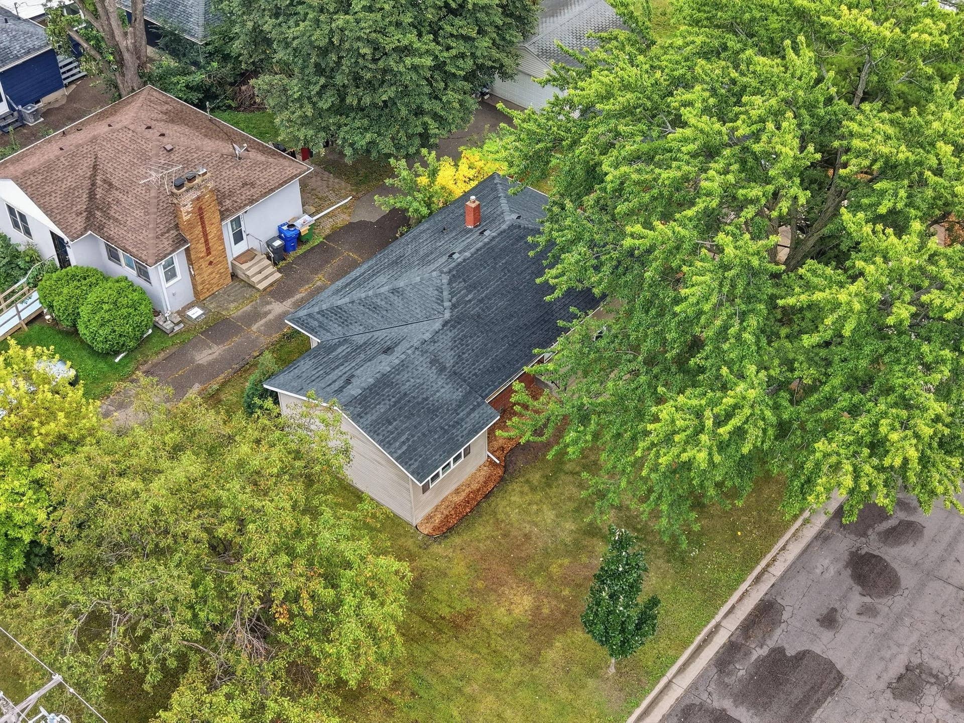 1038 Larpenteur Avenue W, 89, Saint Paul, MN 55113 83-web-or-mls-1038_Larpenteur_Avenue_West_Saint_Paul_066.jpg