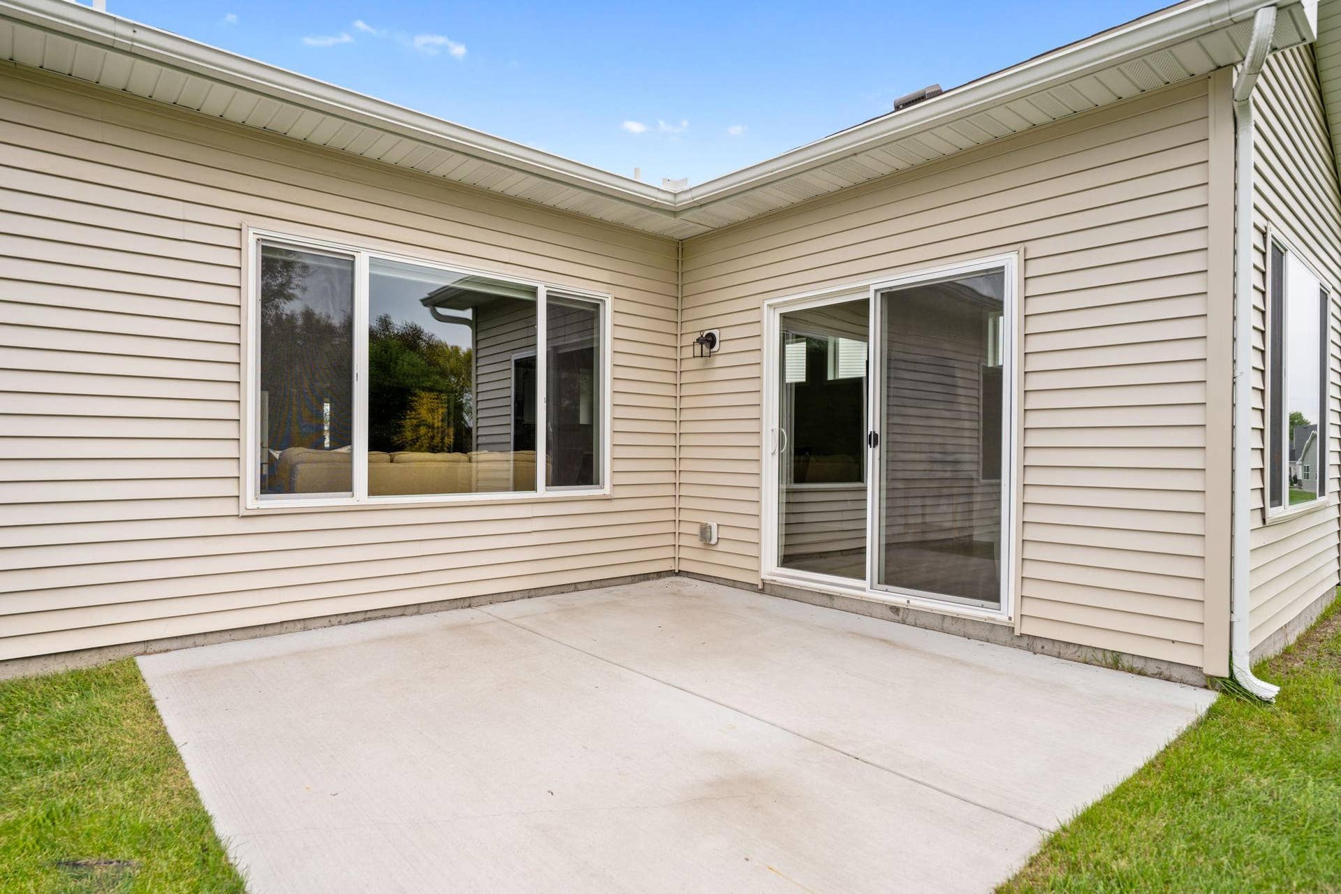 331 Riverview Circle, Hanover, MN 55341 331 Riverview Circle, Hanover, MN 55341