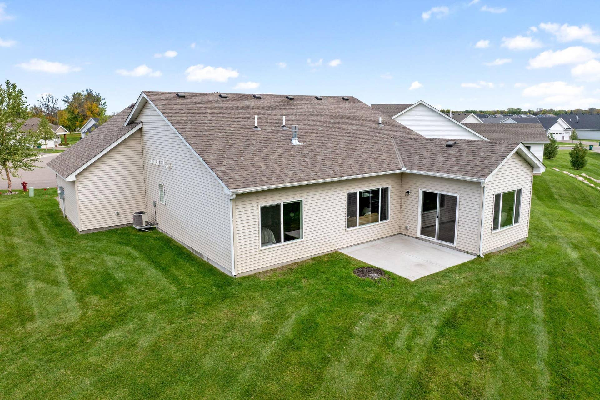 331 Riverview Circle, Hanover, MN 55341 331 Riverview Circle, Hanover, MN 55341