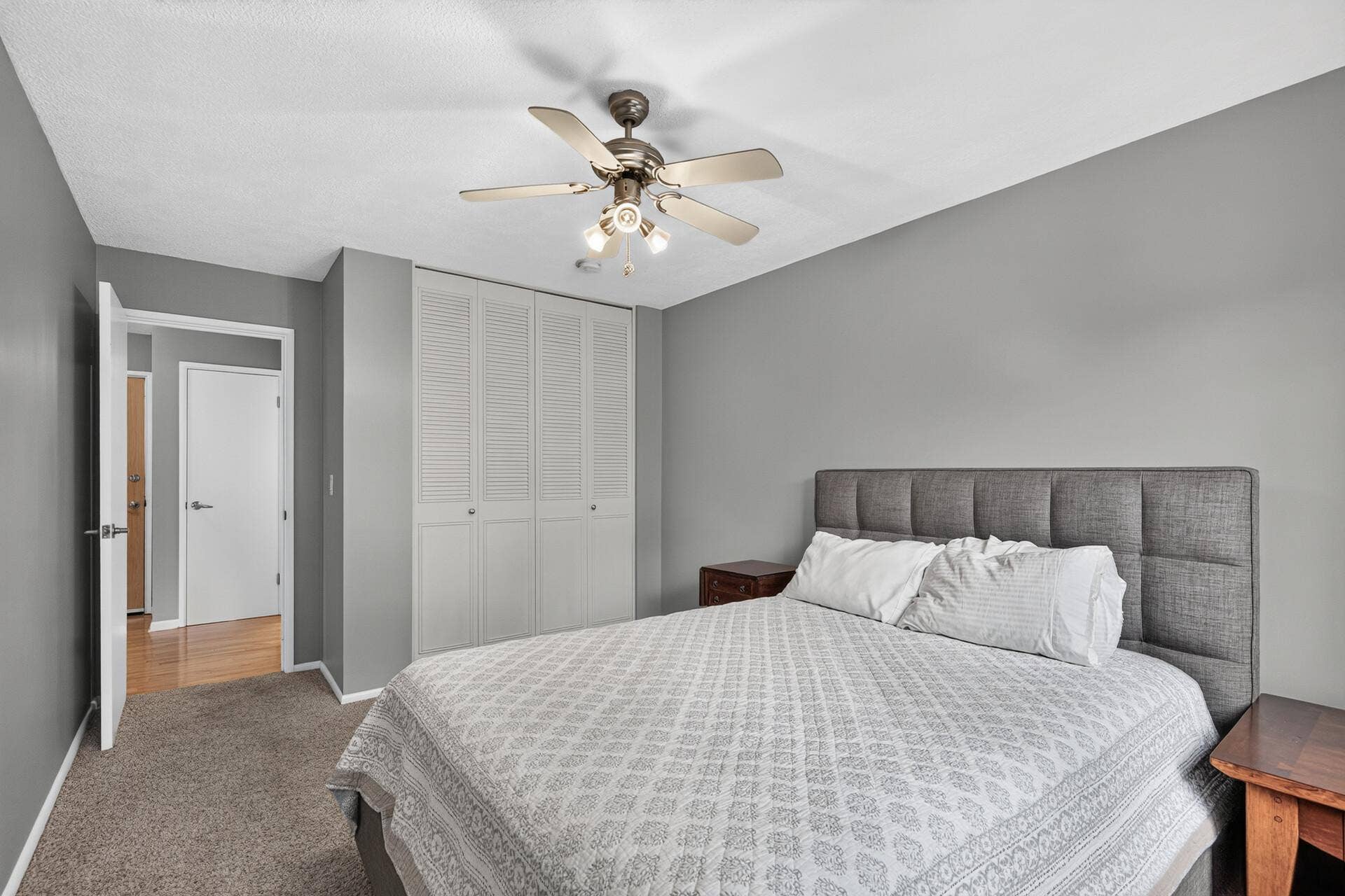 3844 Nicollet Avenue, #305, 40, Minneapolis, MN 55409 17_3844_Nicollet_30517_mls.jpg