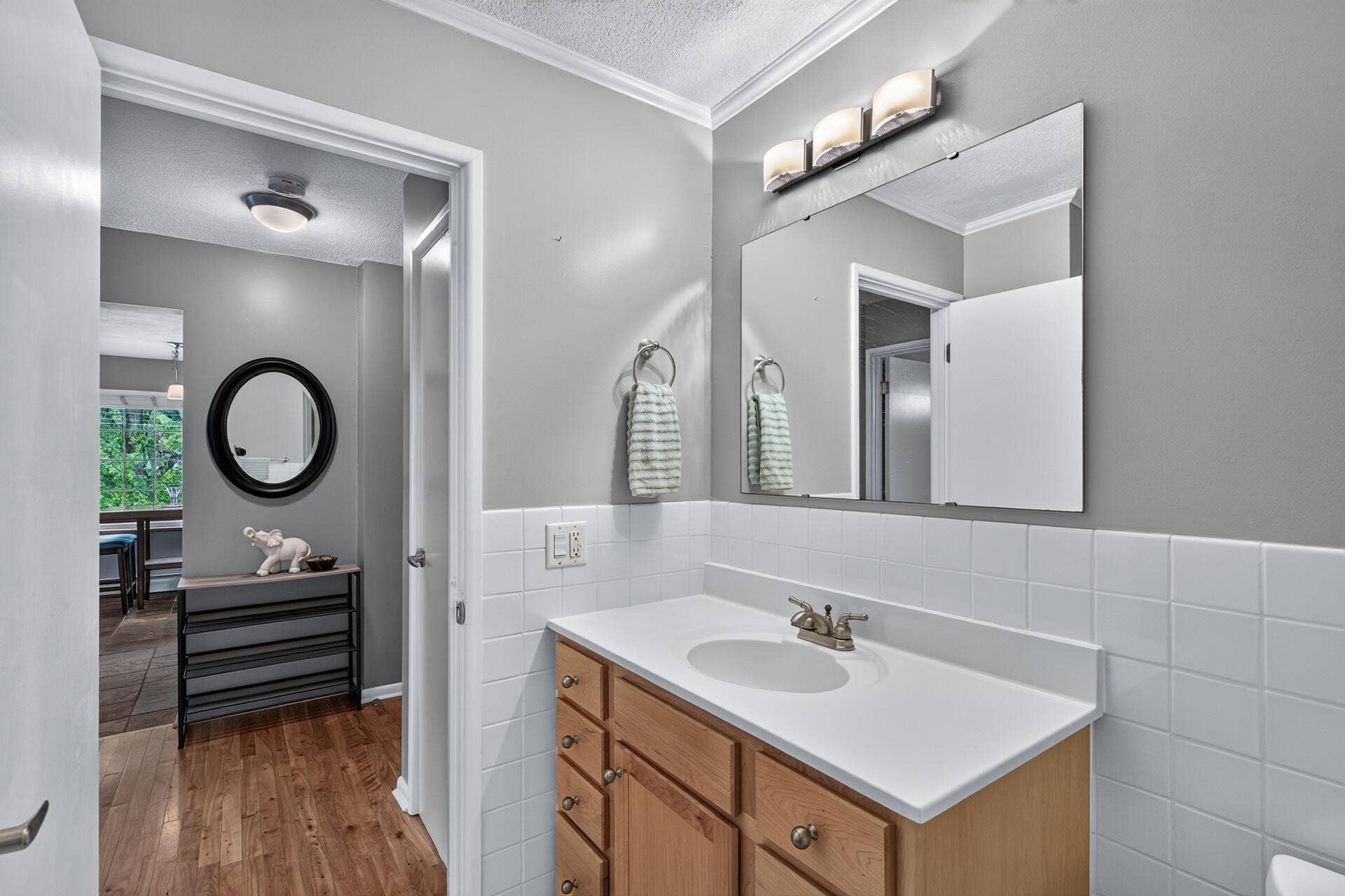 3844 Nicollet Avenue, #305, 40, Minneapolis, MN 55409 21_3844_Nicollet_30521_mls.jpg