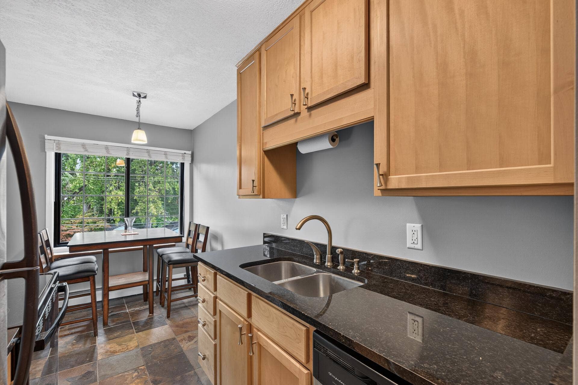 3844 Nicollet Avenue, #305, 40, Minneapolis, MN 55409 13_3844_Nicollet_30513_mls.jpg