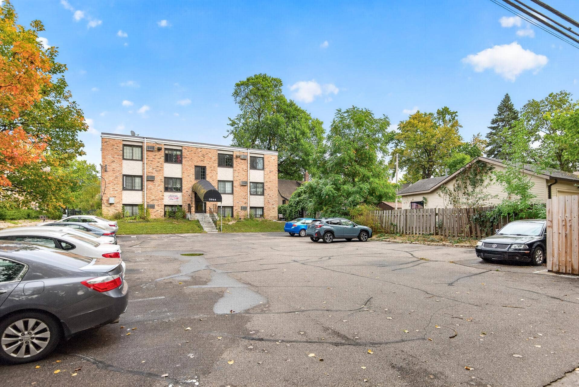 3844 Nicollet Avenue, #305, 40, Minneapolis, MN 55409 30_3844_Nicollet_30530_mls.jpg