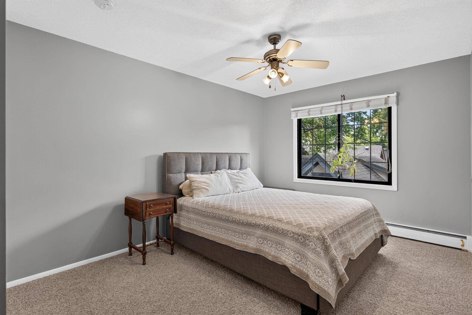 3844 Nicollet Avenue, #305, 40, Minneapolis, MN 55409 15_3844_Nicollet_30515_mls.jpg