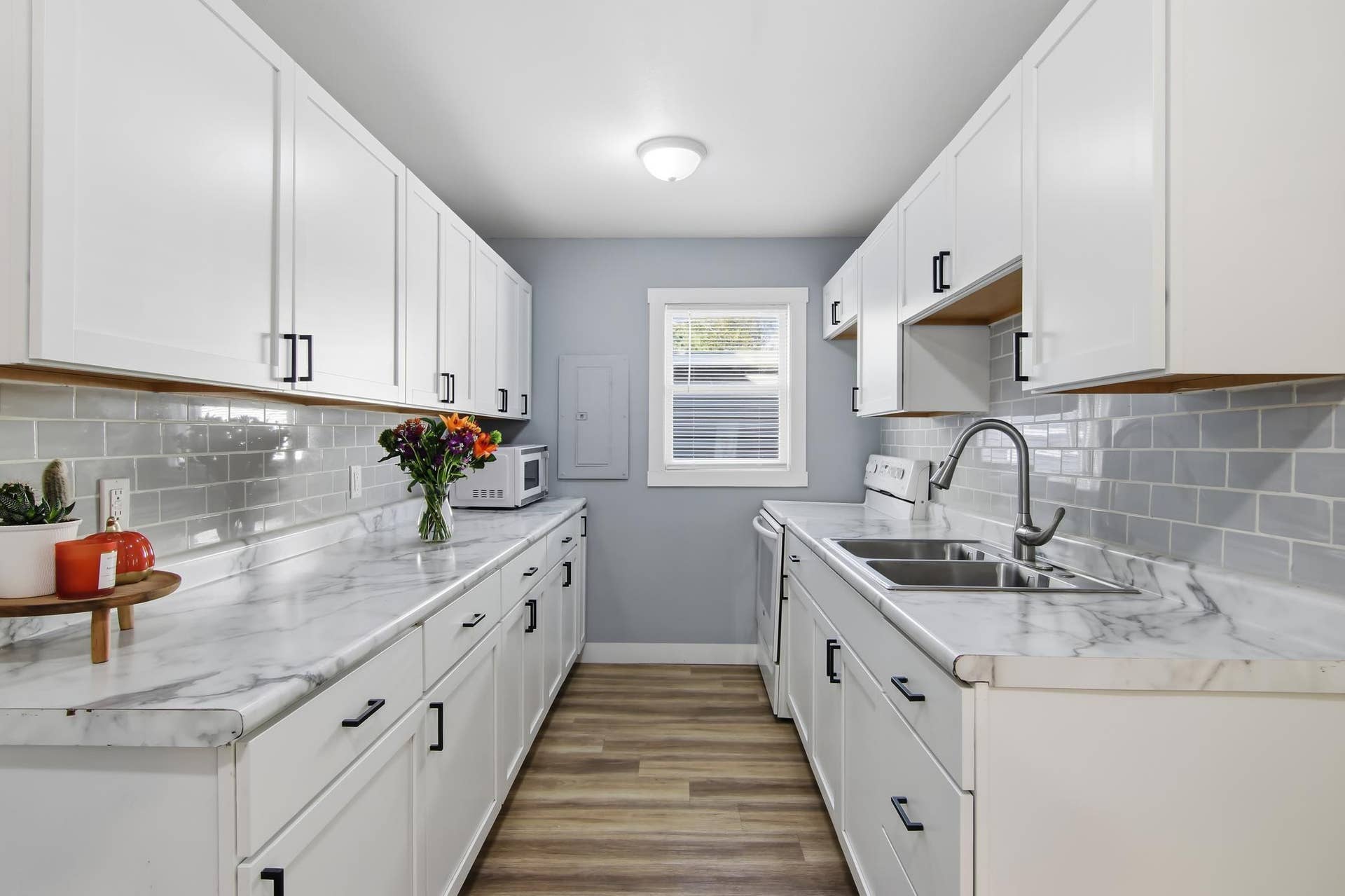 03-Kitchen-2-jpg.jpg