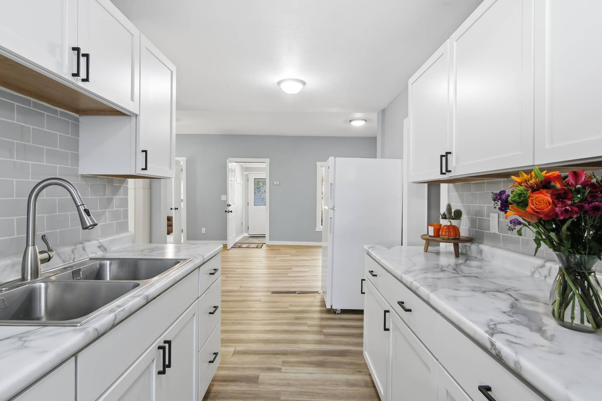 03-Kitchen-4-jpg.jpg