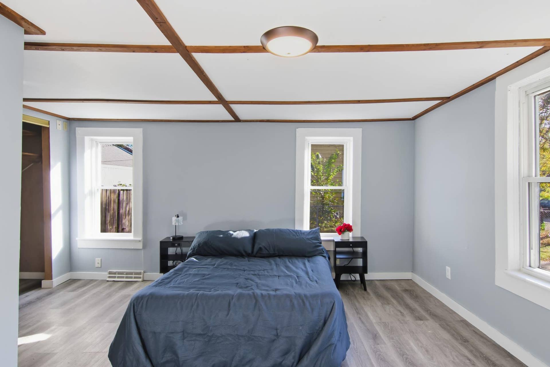 10-MainLevelBedroom-1-2-jpg.jpg
