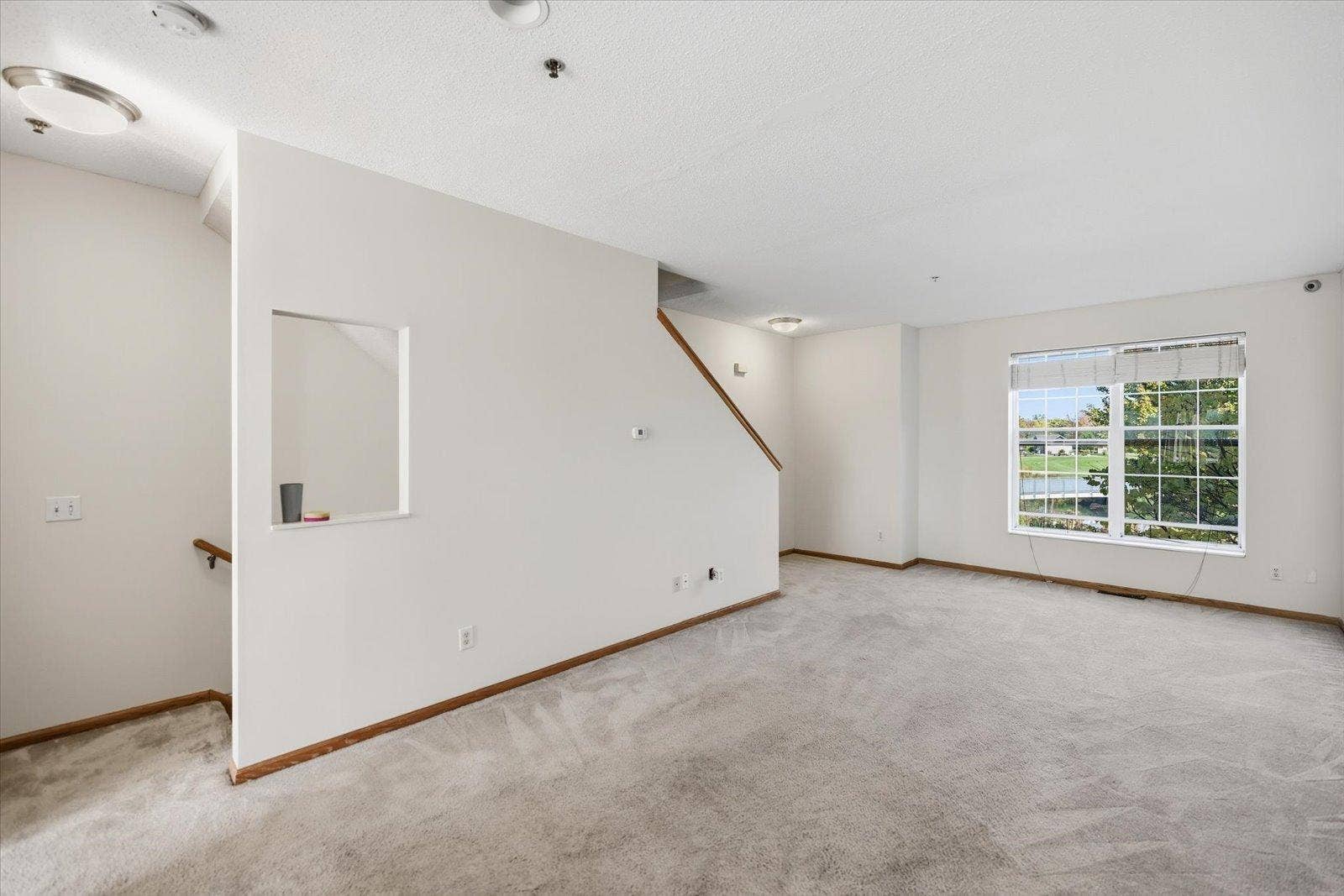 903 8th Avenue N, 75, Minneapolis, MN 55411