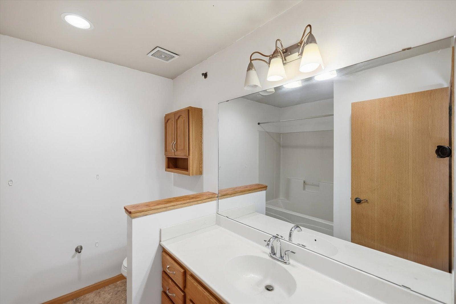 903 8th Avenue N, 75, Minneapolis, MN 55411
