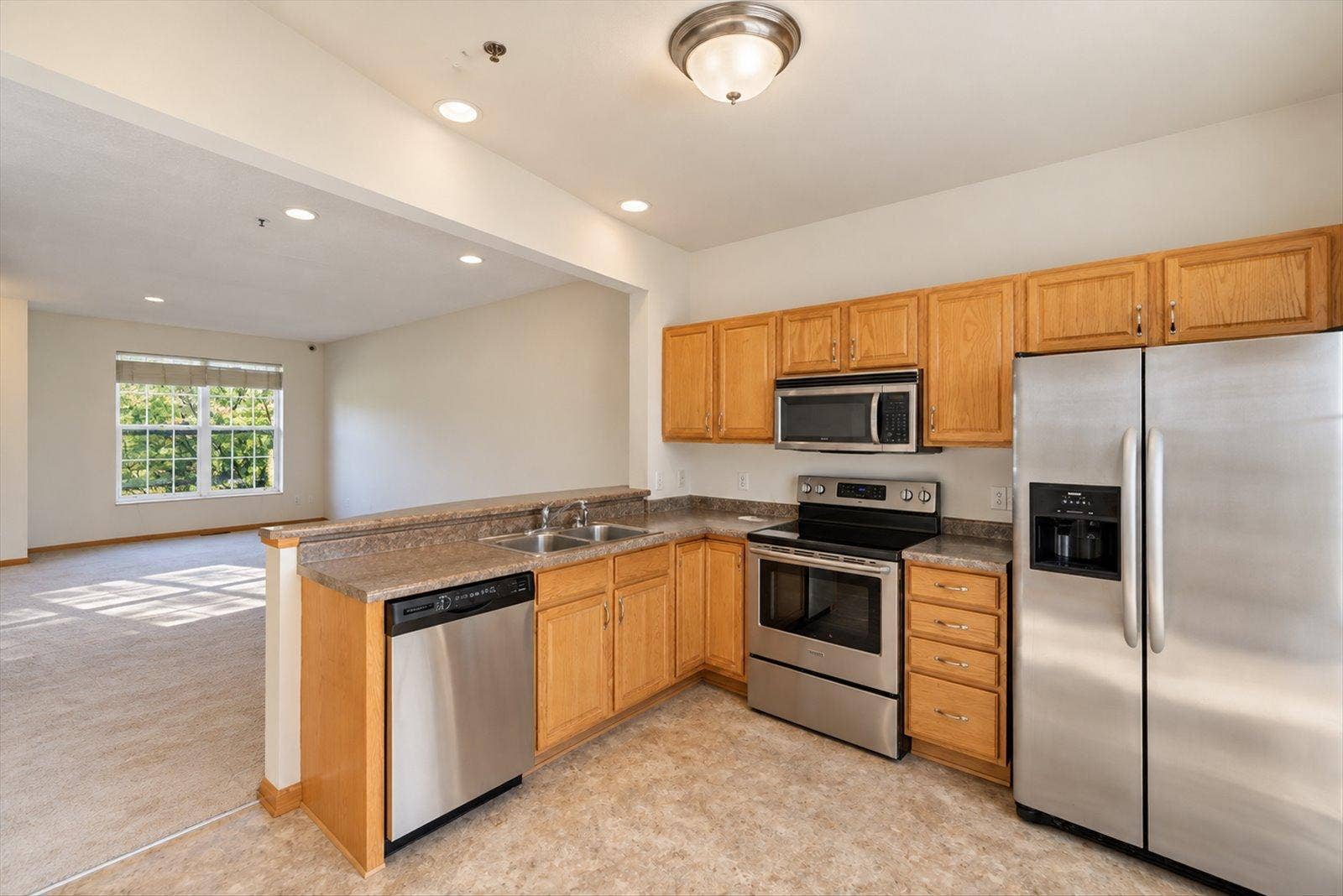 903 8th Avenue N, 75, Minneapolis, MN 55411