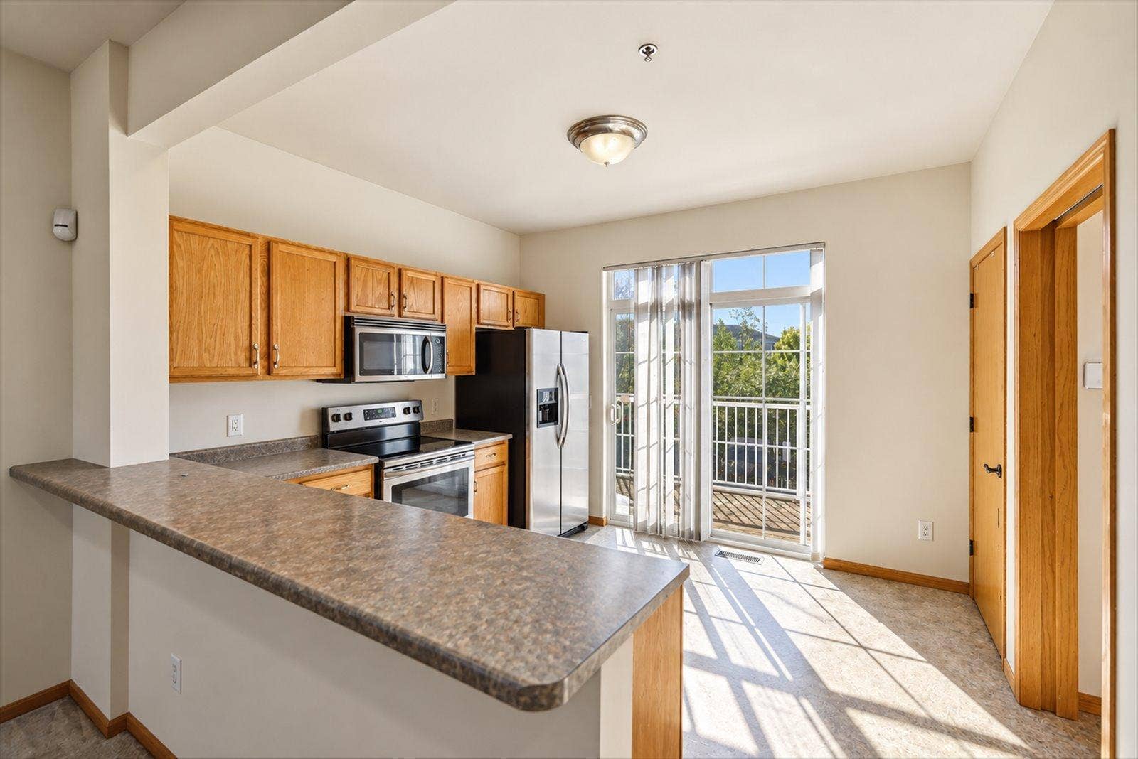 903 8th Avenue N, 75, Minneapolis, MN 55411