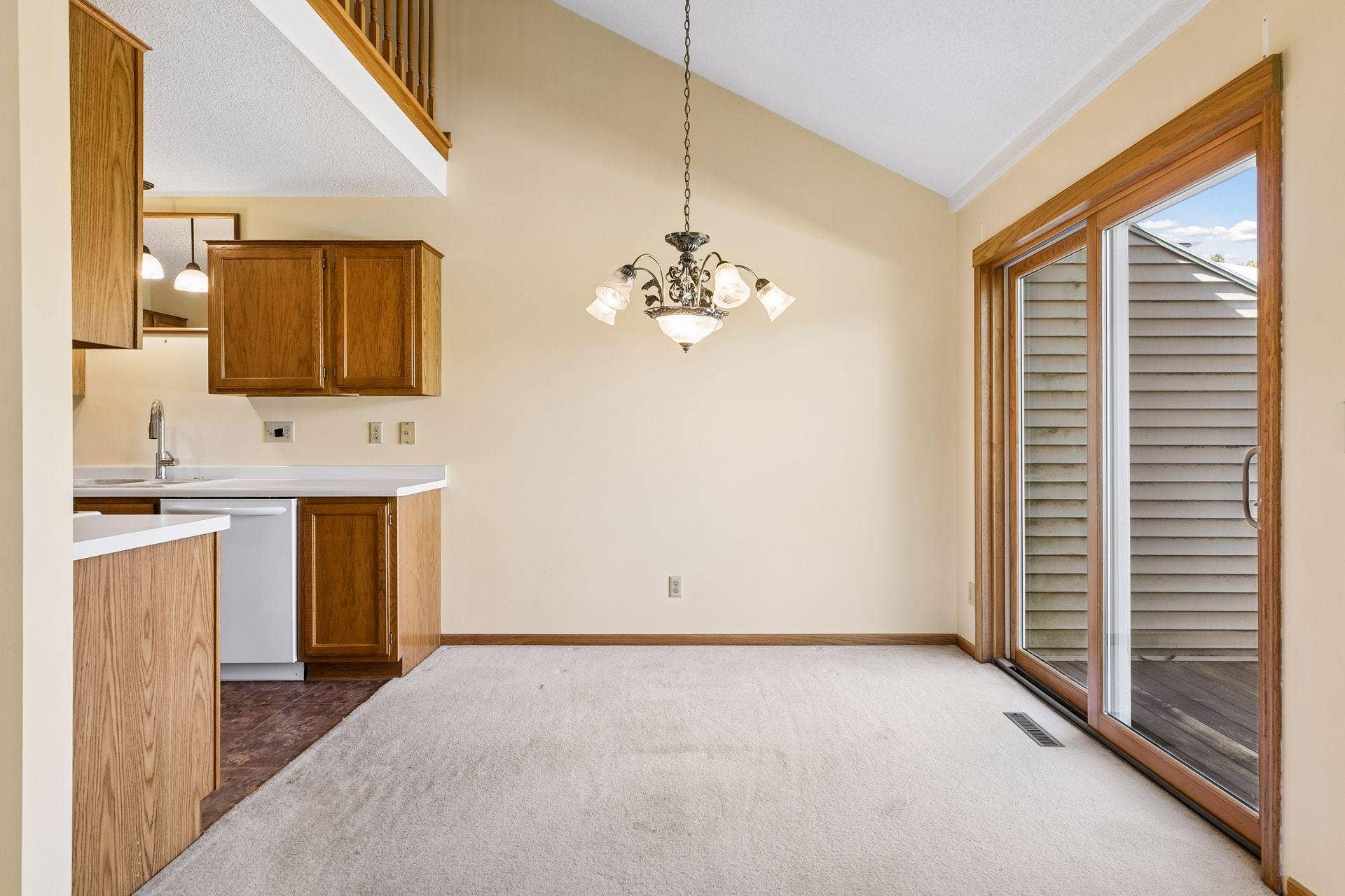 7886 72nd Street S, Cottage Grove, MN 55016