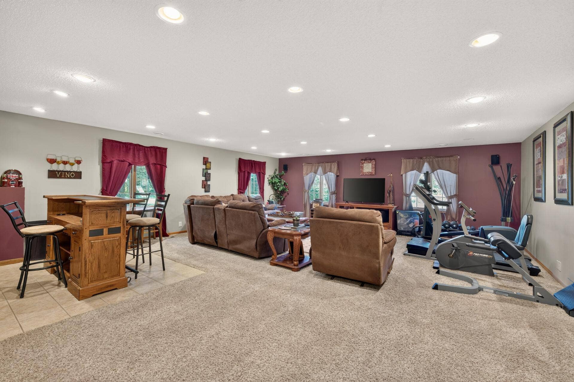 37_24358_Riverbank37_mls.jpg