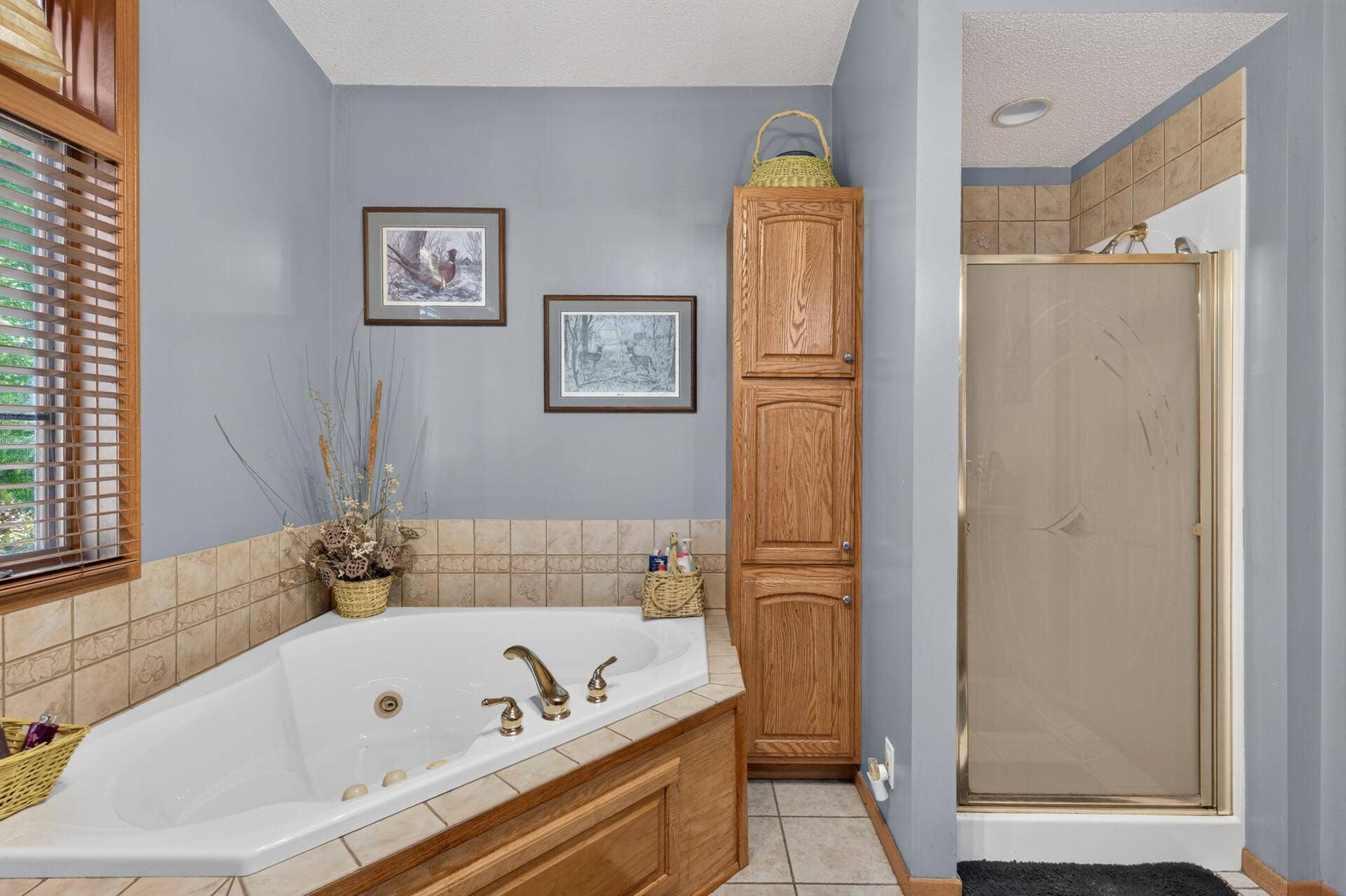 22_24358_Riverbank22_mls.jpg