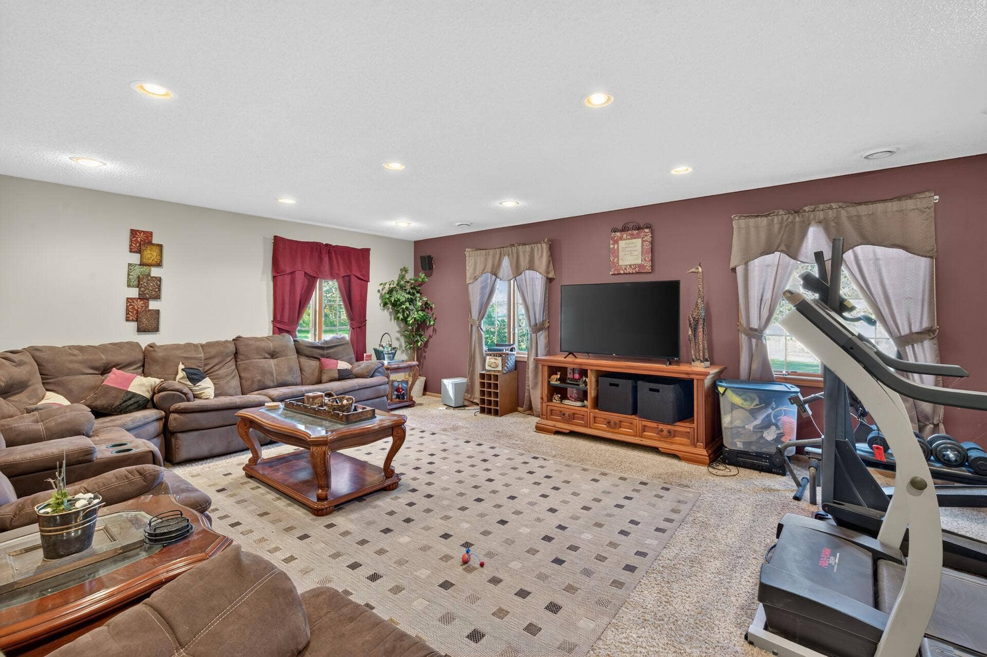 34_24358_Riverbank34_mls.jpg