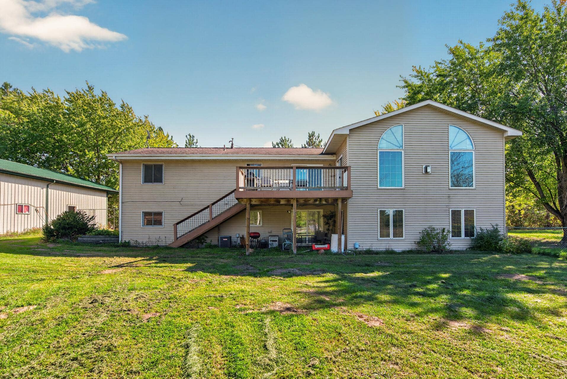 46_24358_Riverbank46_mls.jpg