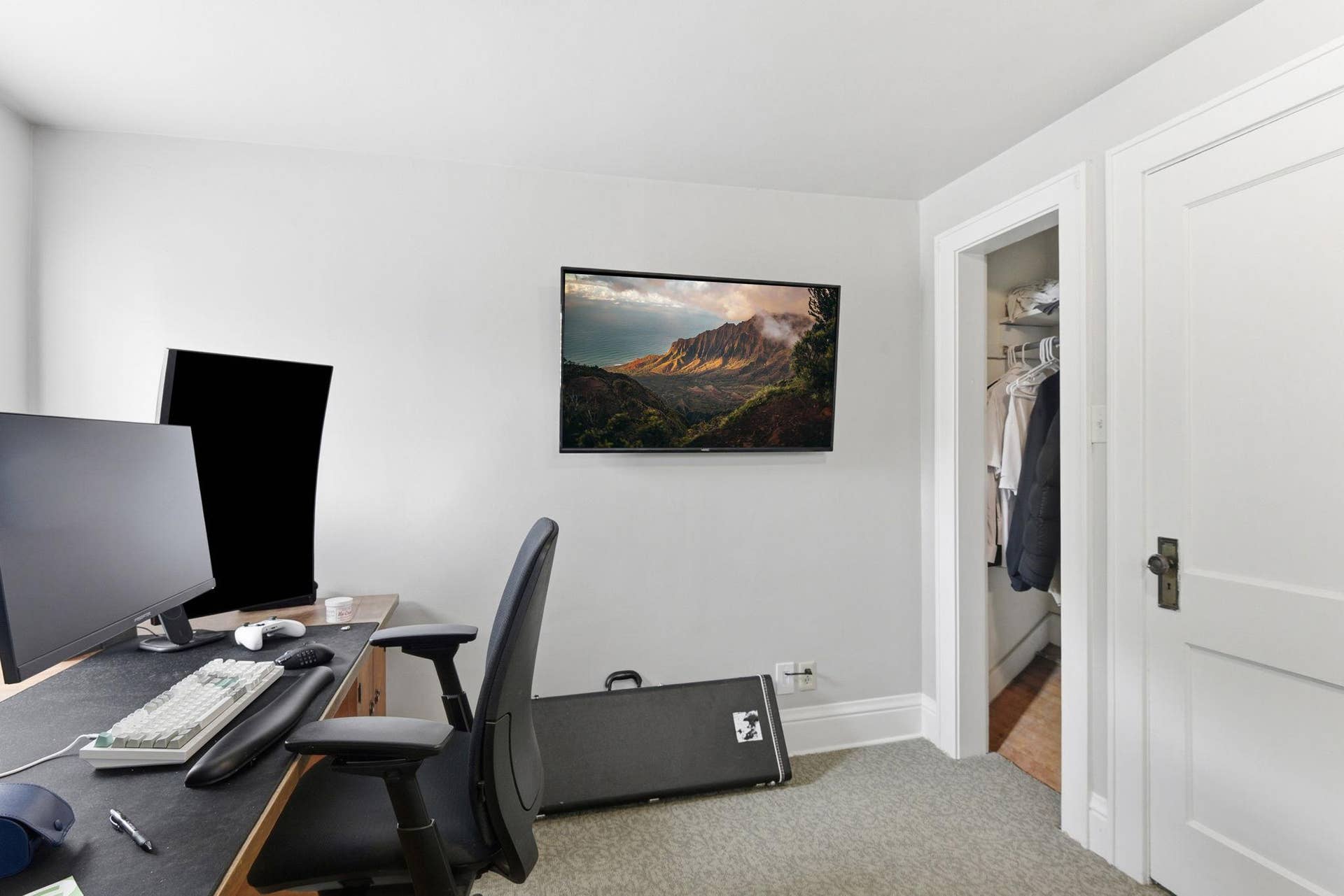 5037/5039 Abbott Avenue S, 28, Minneapolis, MN 55410 44-web-or-mls-5039-5037-Abbott-Ave-S-DUPLEX-44.jpg