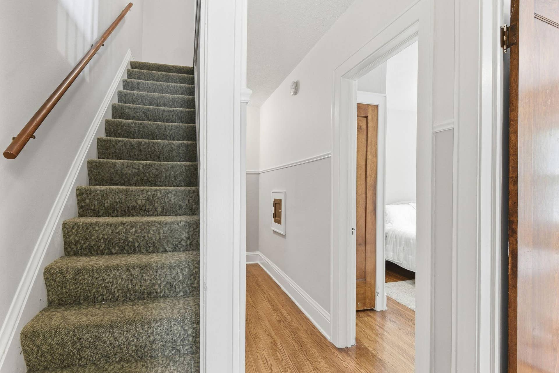 5037/5039 Abbott Avenue S, 28, Minneapolis, MN 55410 41-web-or-mls-5039-5037-Abbott-Ave-S-DUPLEX-41.jpg