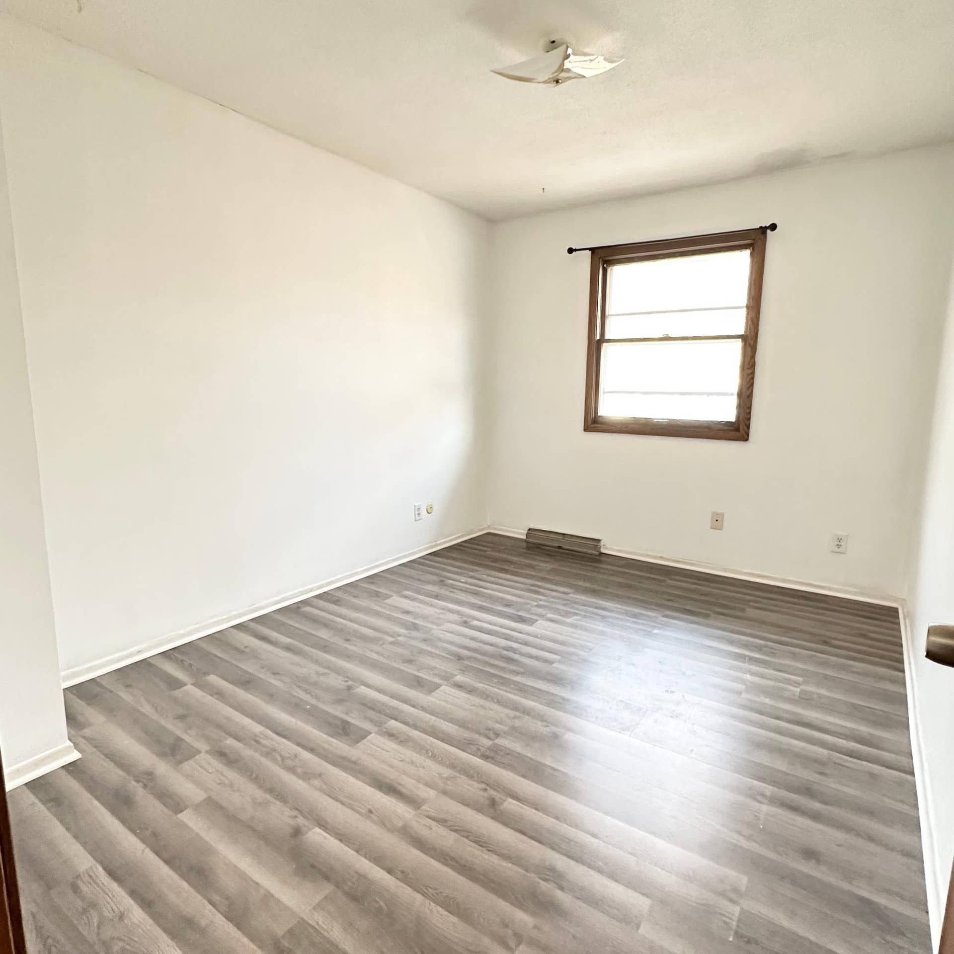 1561 Arkwright Street, 98, Saint Paul, MN 55130 11.jpeg