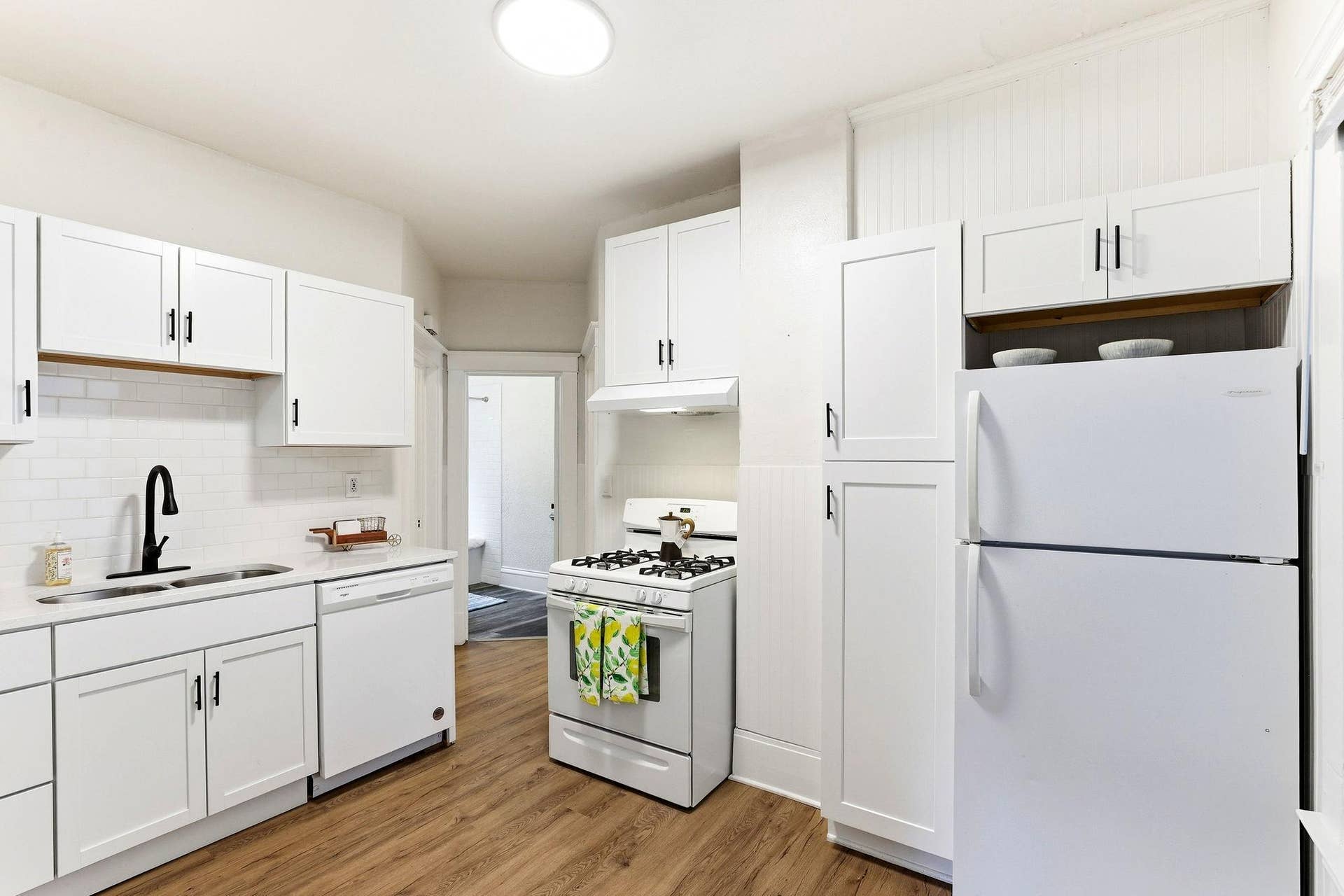 1040 24th Avenue SE, 14, Minneapolis, MN 55414 12-web-or-mls-1040-24th-Ave-SE-12.jpg