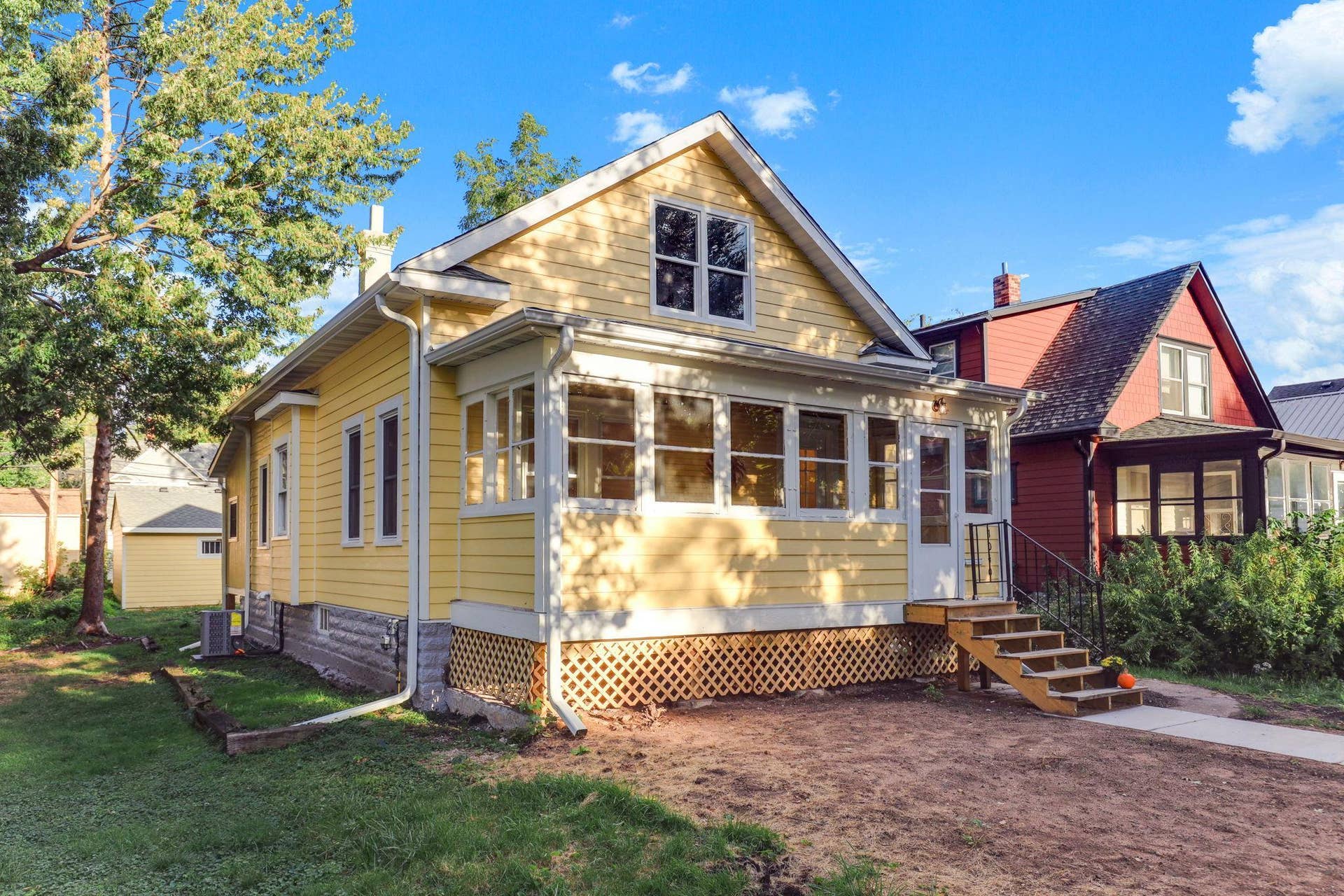 1040 24th Avenue SE, 14, Minneapolis, MN 55414 3-web-or-mls-1040-24th-Ave-SE-03.jpg