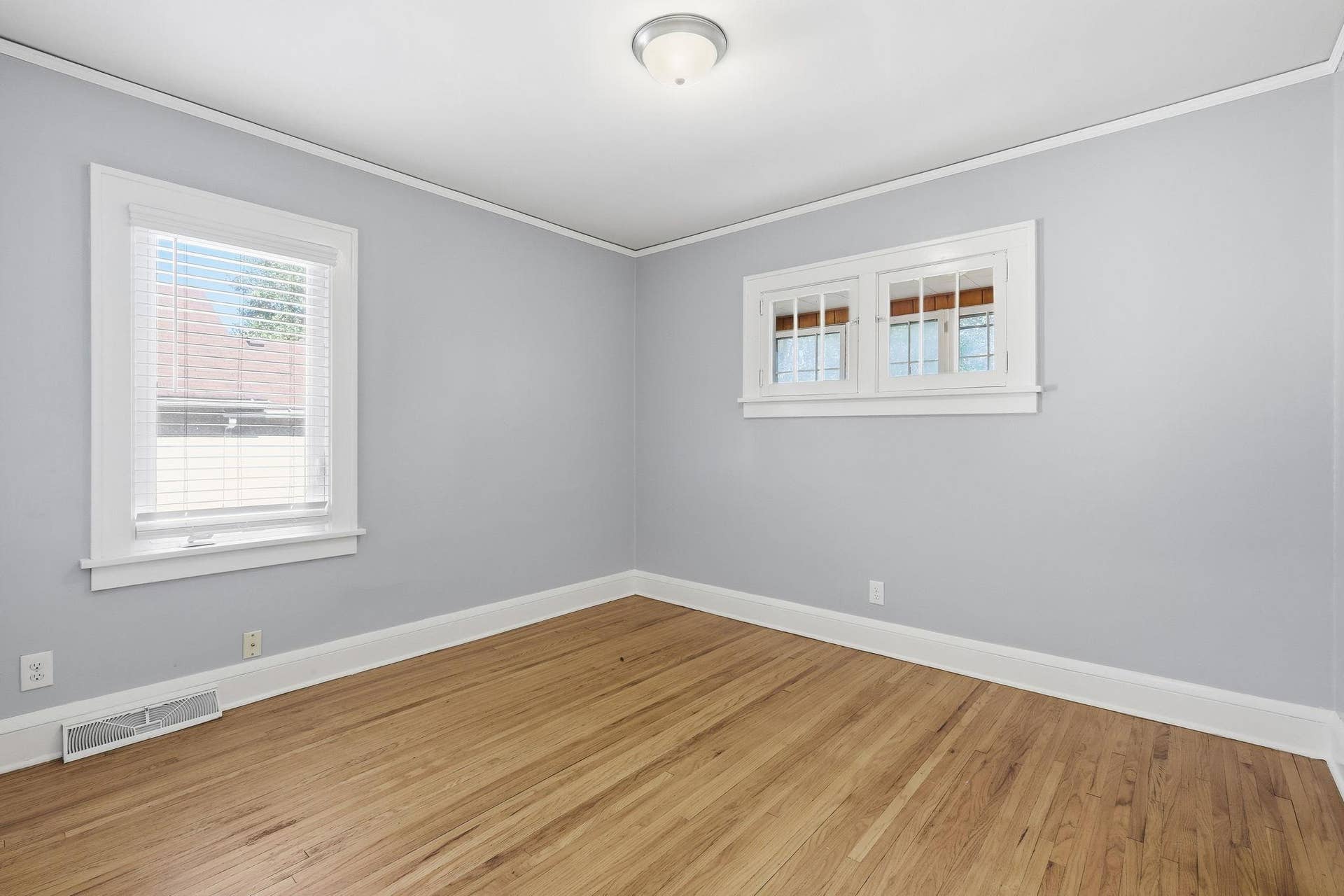 4417 Russell Avenue N, 79, Minneapolis, MN 55412 24-web-or-mls-4417_Russell_Ave_N_Minneapolis_MN_55412_024.jpg
