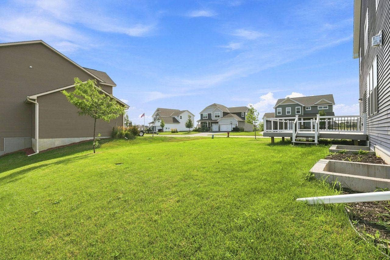 16197 Europa Avenue N, Hugo, MN 55038 Generous backyard living area