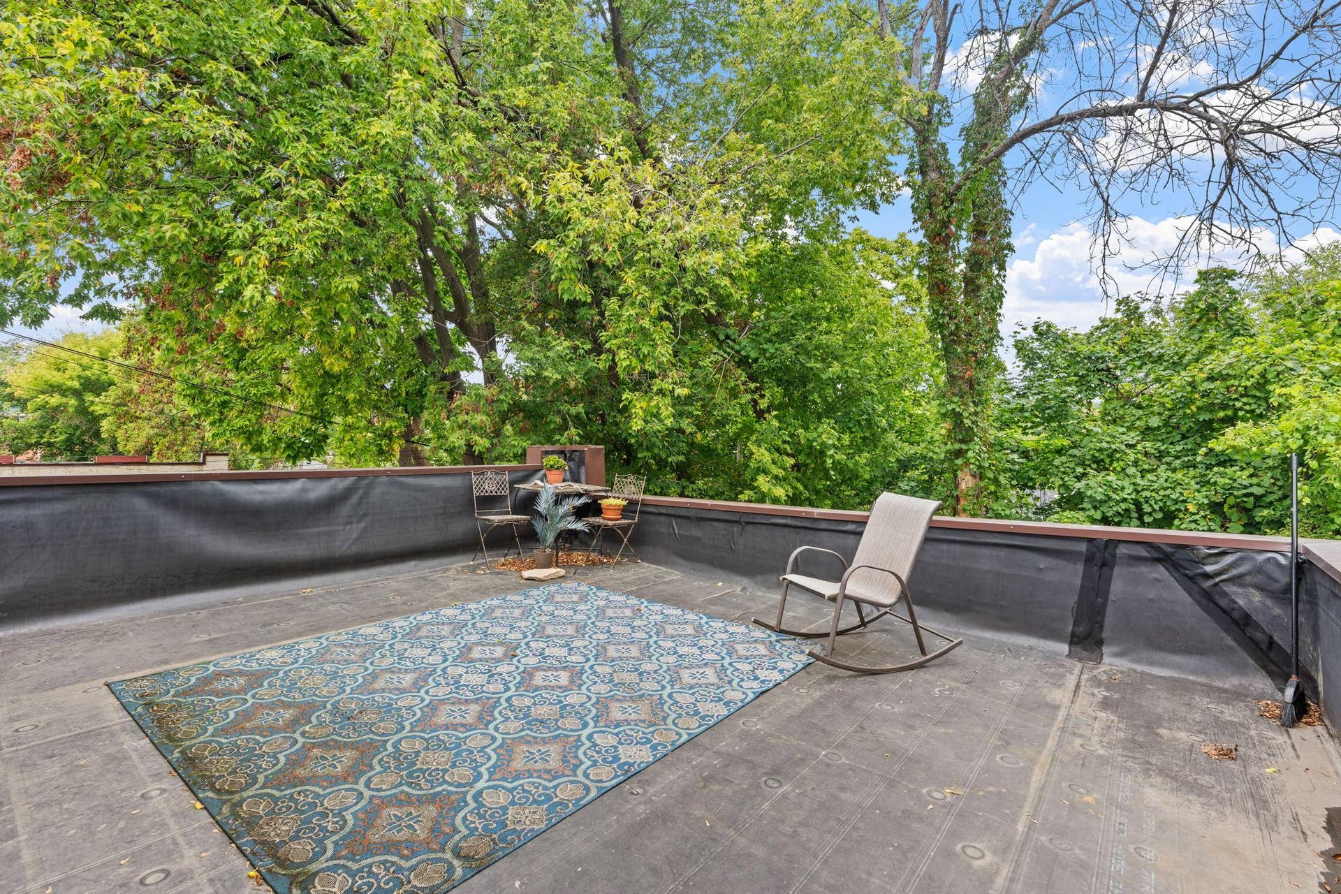 261 Robie Street W, 104, Saint Paul, MN 55107 7-web-or-mls-261 W Robie St 1-7.jpg